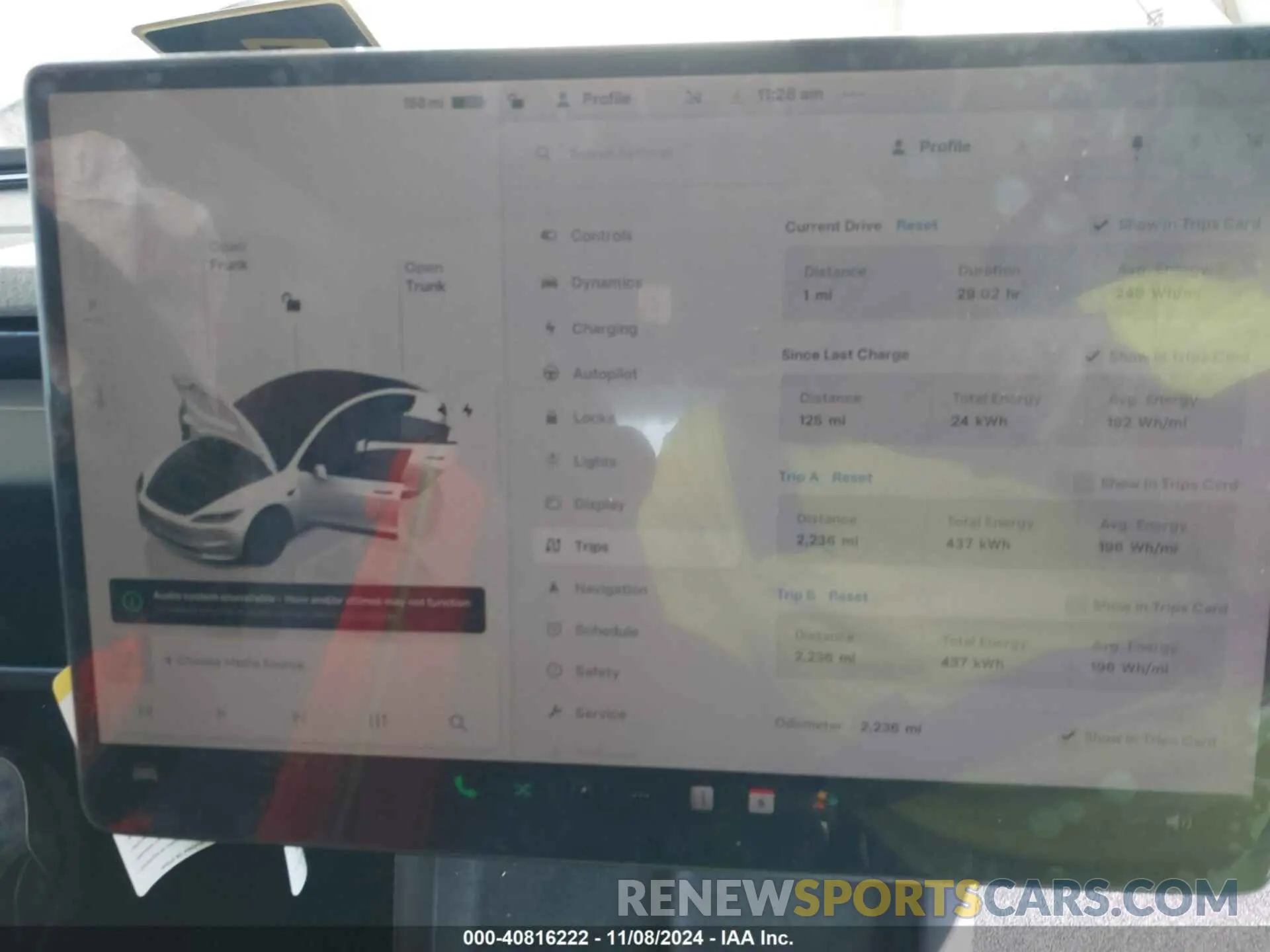 18 Photograph of a damaged car 5YJ3E1EA6RF842734 TESLA MODEL 3 2024