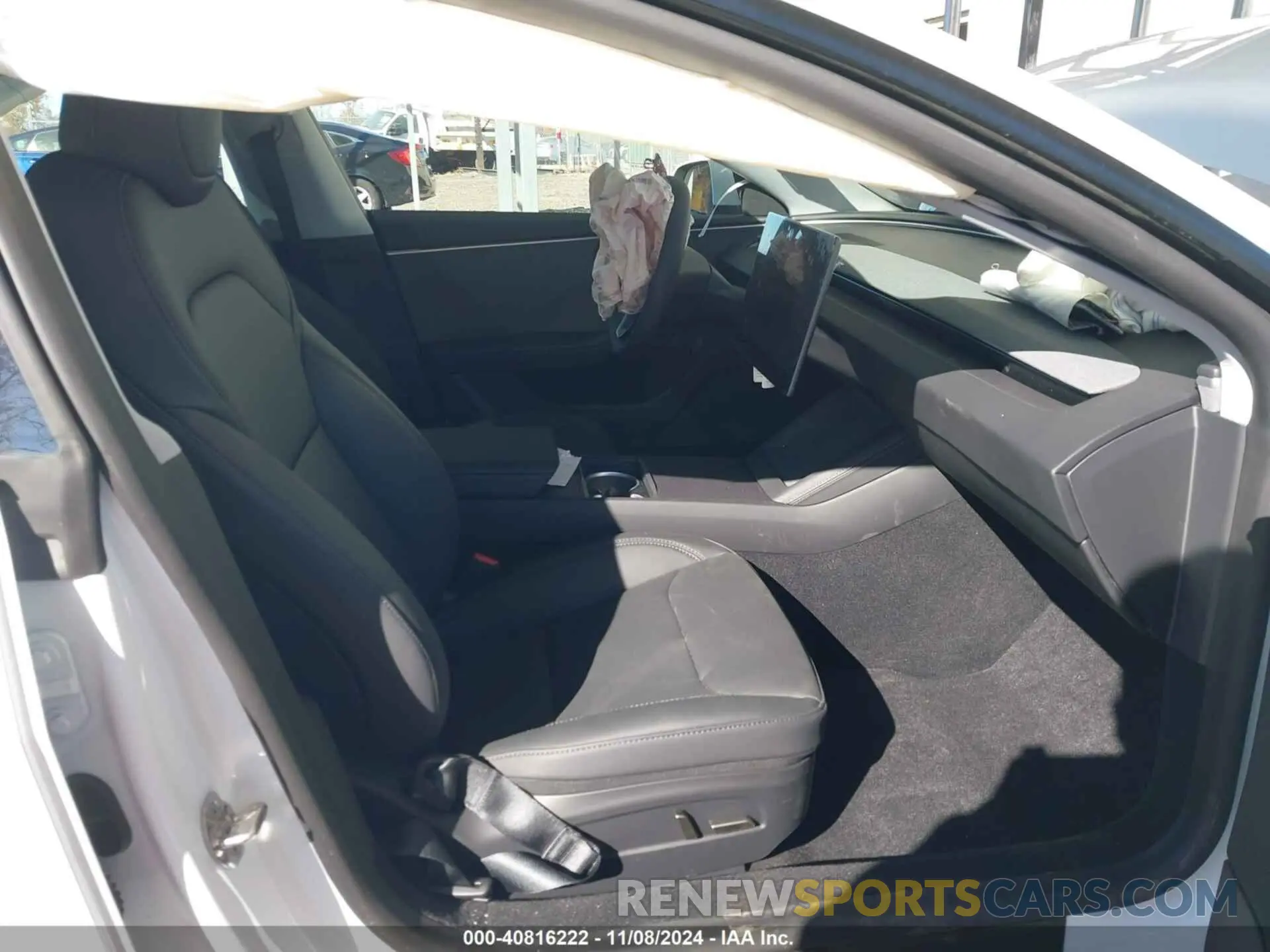5 Photograph of a damaged car 5YJ3E1EA6RF842734 TESLA MODEL 3 2024