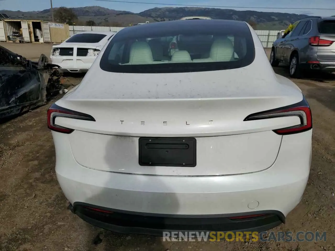 6 Photograph of a damaged car 5YJ3E1EA6RF863762 TESLA MODEL 3 2024