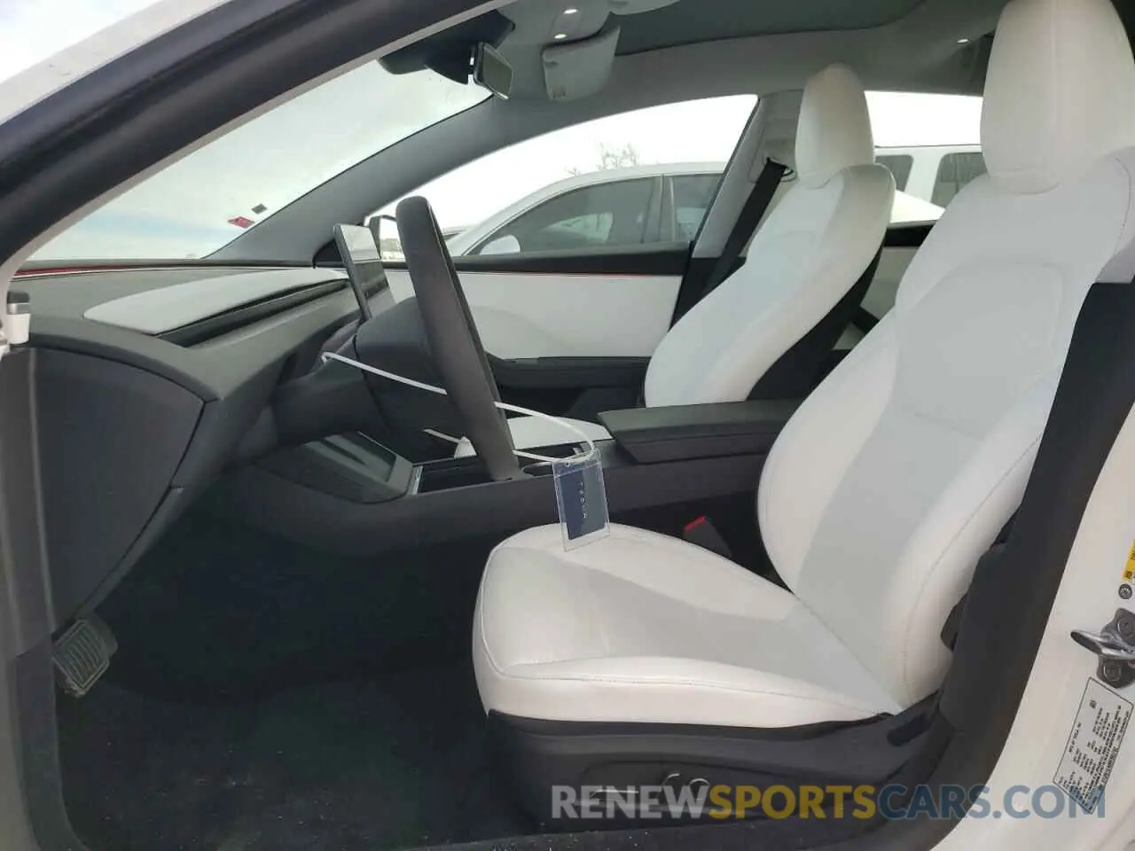 7 Photograph of a damaged car 5YJ3E1EA6RF863762 TESLA MODEL 3 2024