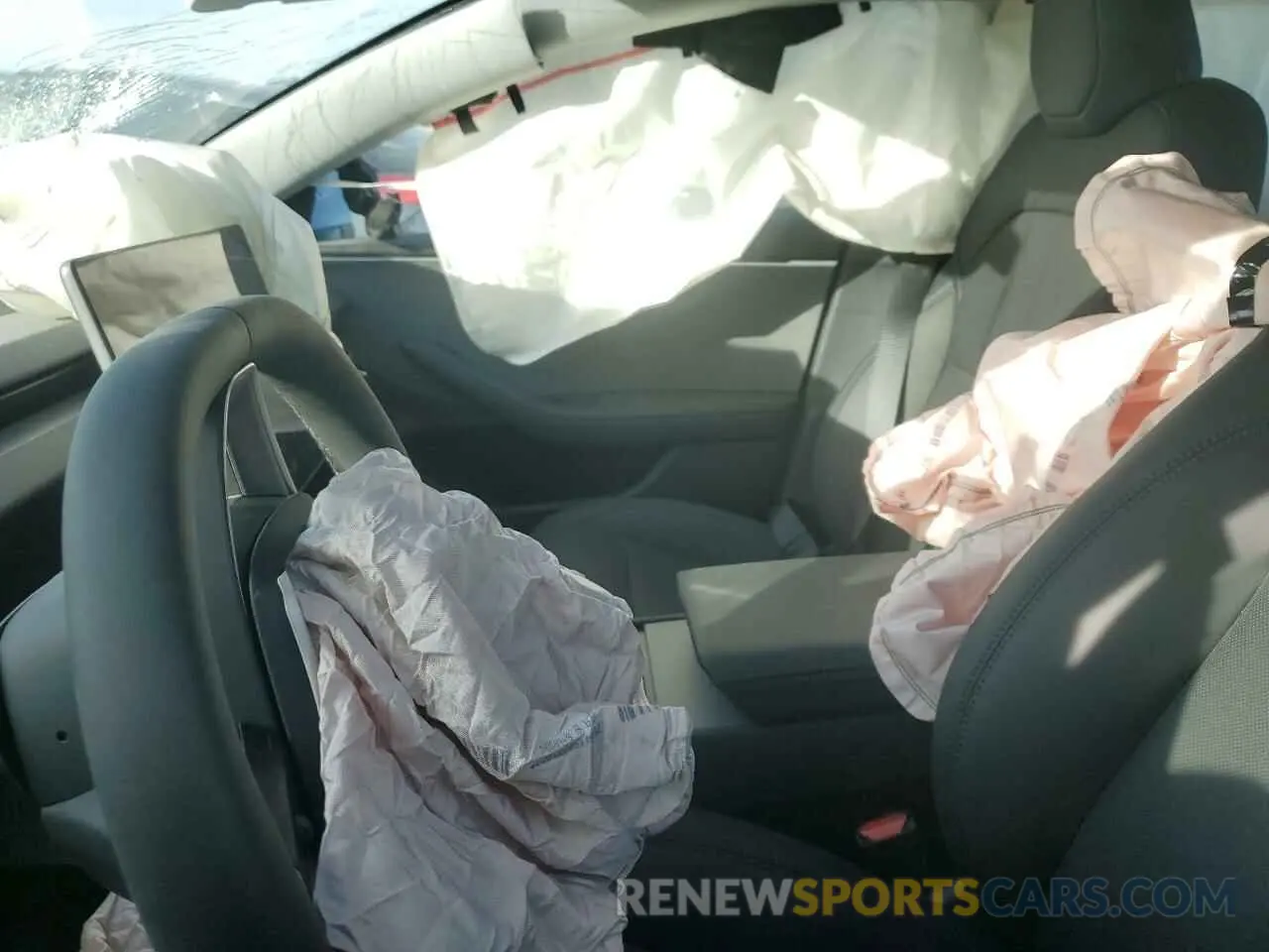 8 Photograph of a damaged car 5YJ3E1EA6RF868668 TESLA MODEL 3 2024