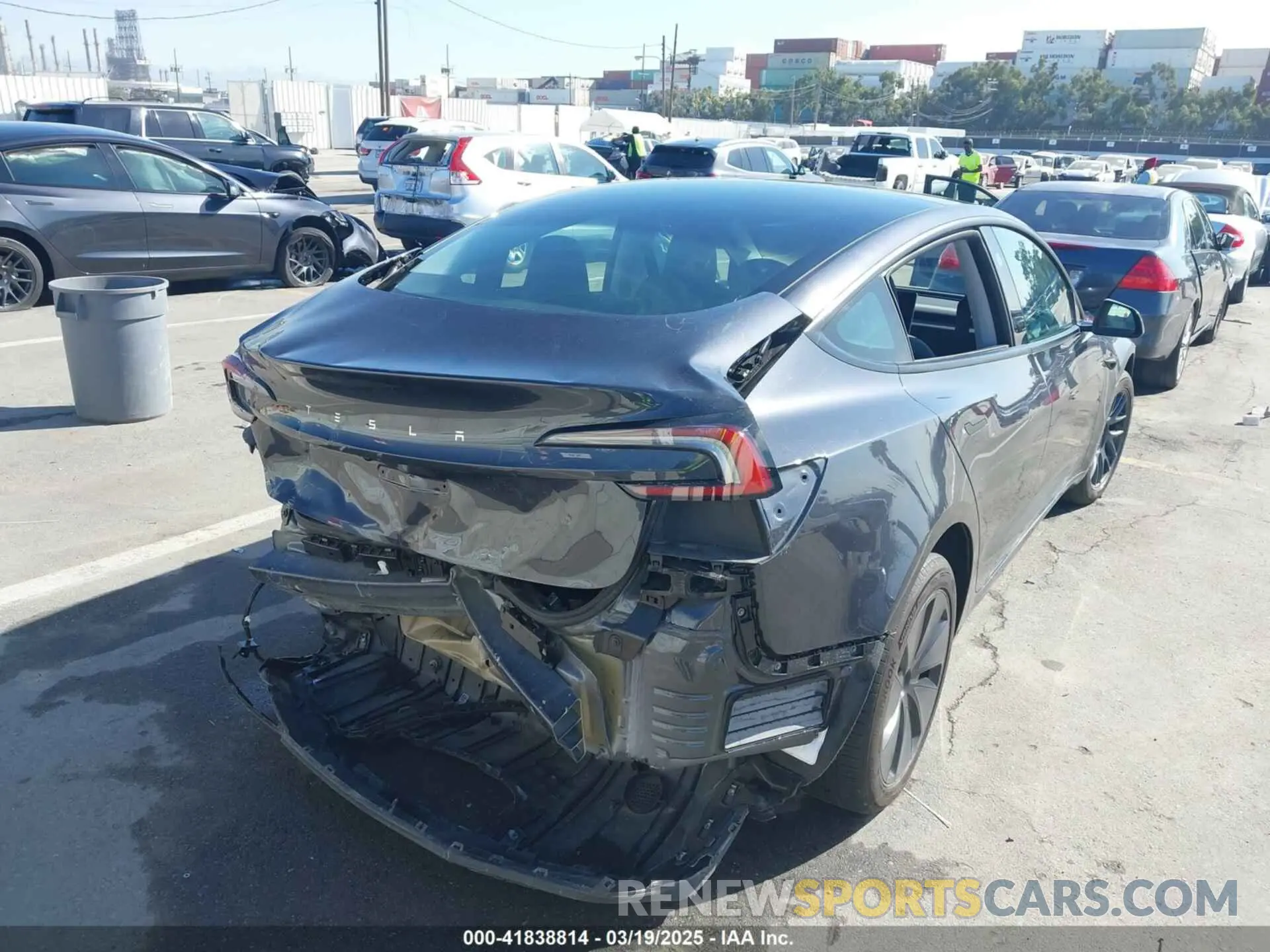 6 Photograph of a damaged car 5YJ3E1EA7RF717855 TESLA MODEL 3 2024