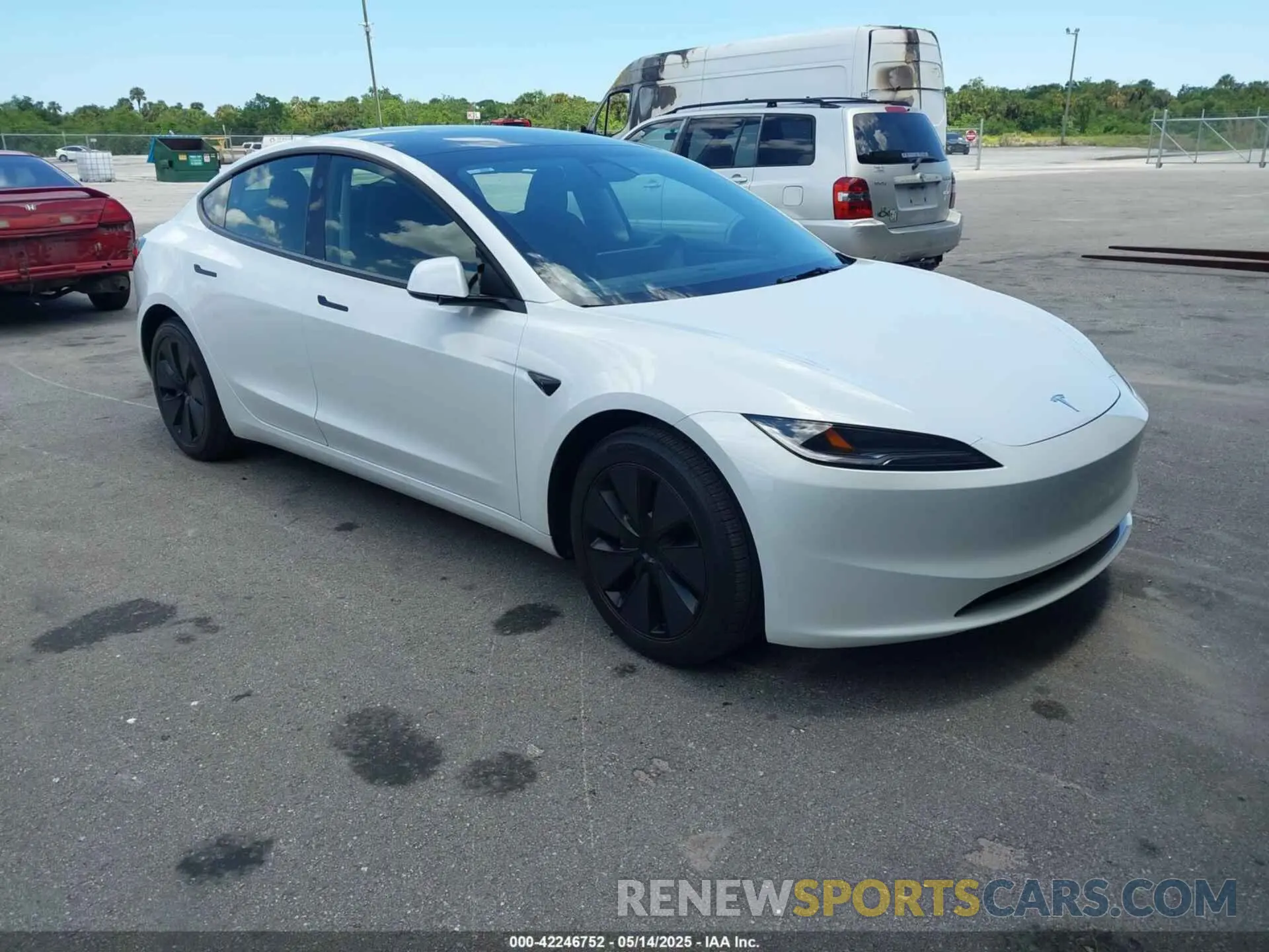 1 Photograph of a damaged car 5YJ3E1EA7RF721503 TESLA MODEL 3 2024