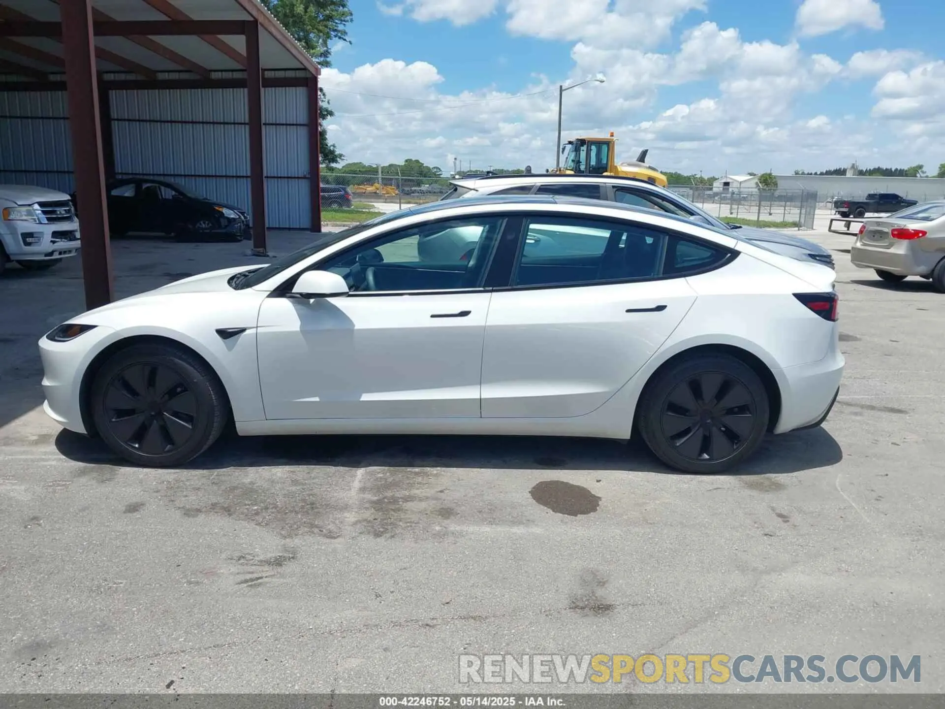 14 Photograph of a damaged car 5YJ3E1EA7RF721503 TESLA MODEL 3 2024