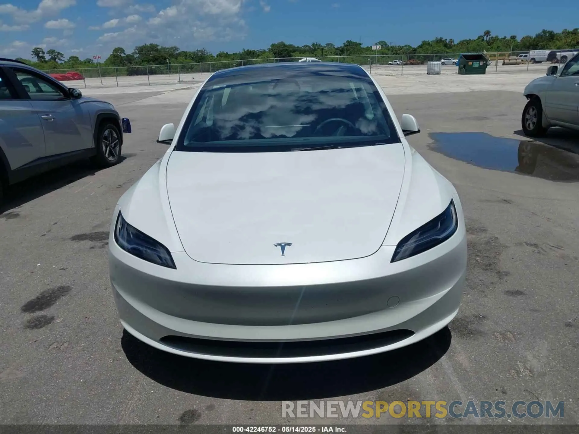 6 Photograph of a damaged car 5YJ3E1EA7RF721503 TESLA MODEL 3 2024