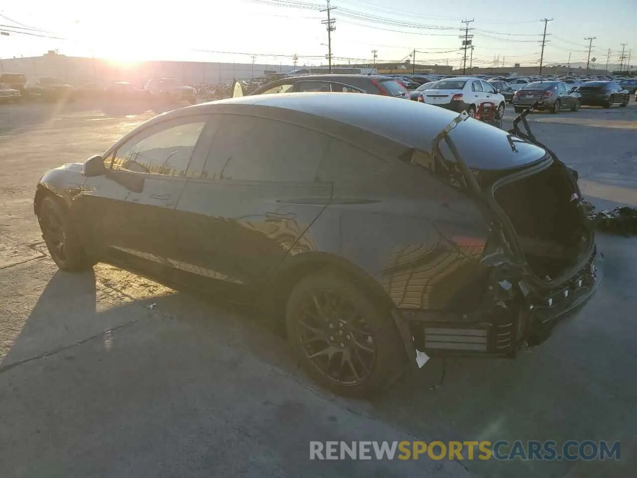 2 Photograph of a damaged car 5YJ3E1EA7RF728273 TESLA MODEL 3 2024