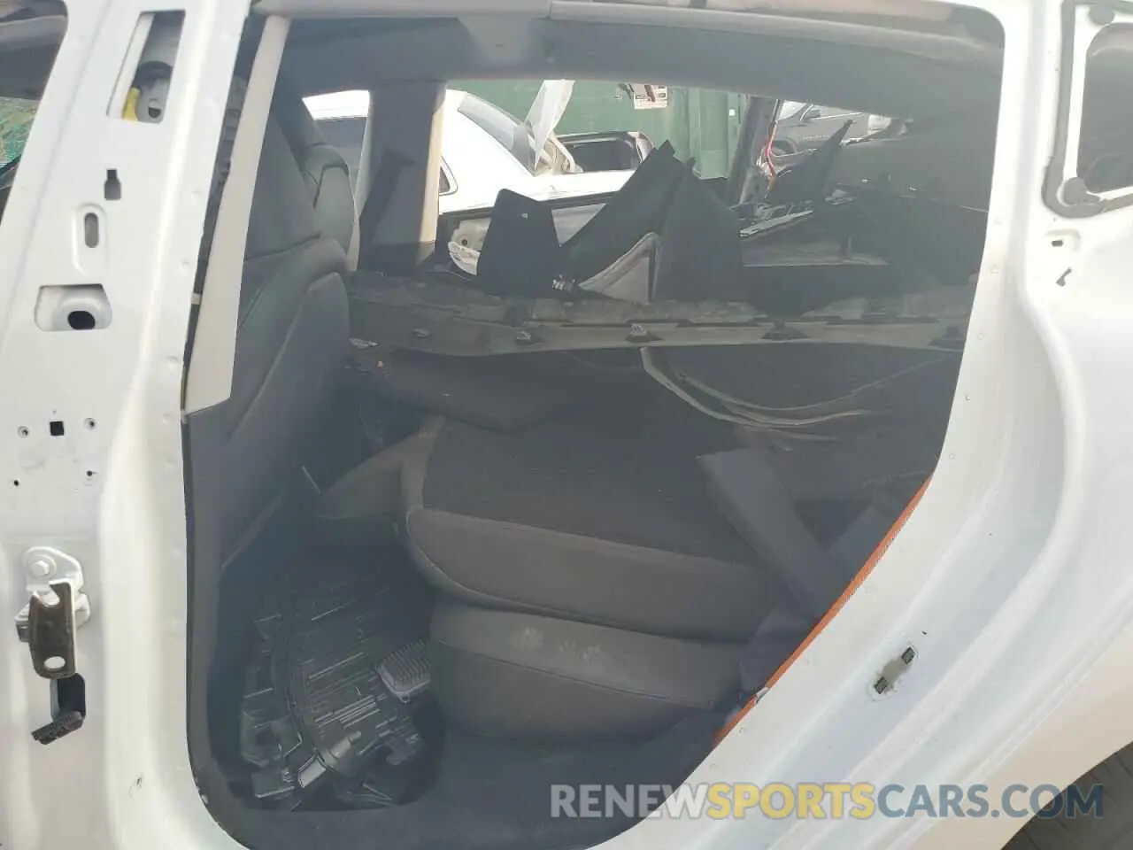 10 Photograph of a damaged car 5YJ3E1EA7RF732484 TESLA MODEL 3 2024