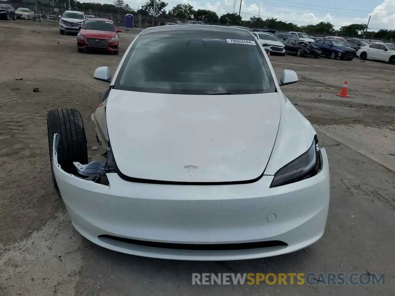 5 Photograph of a damaged car 5YJ3E1EA7RF733070 TESLA MODEL 3 2024