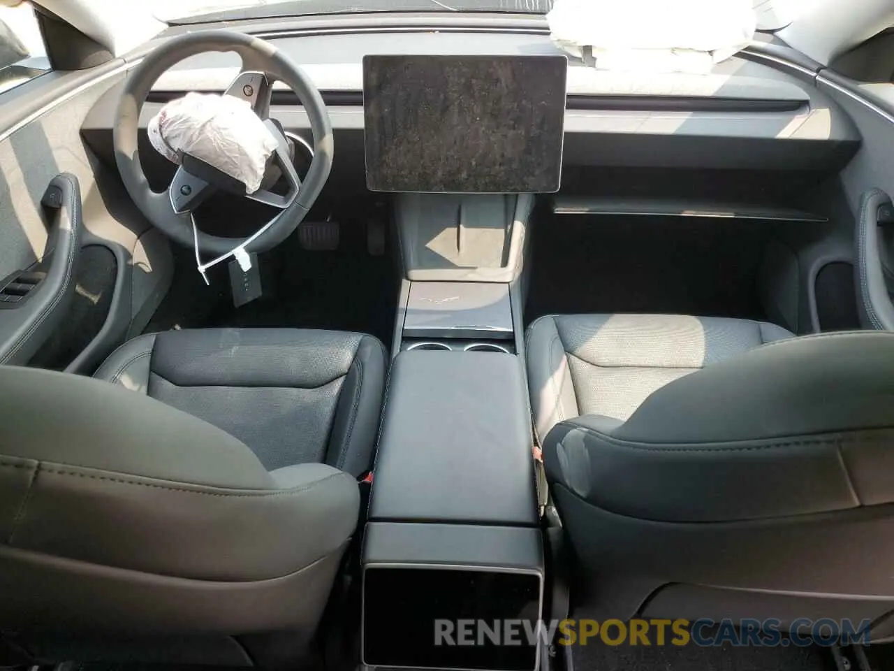 8 Photograph of a damaged car 5YJ3E1EA7RF738723 TESLA MODEL 3 2024
