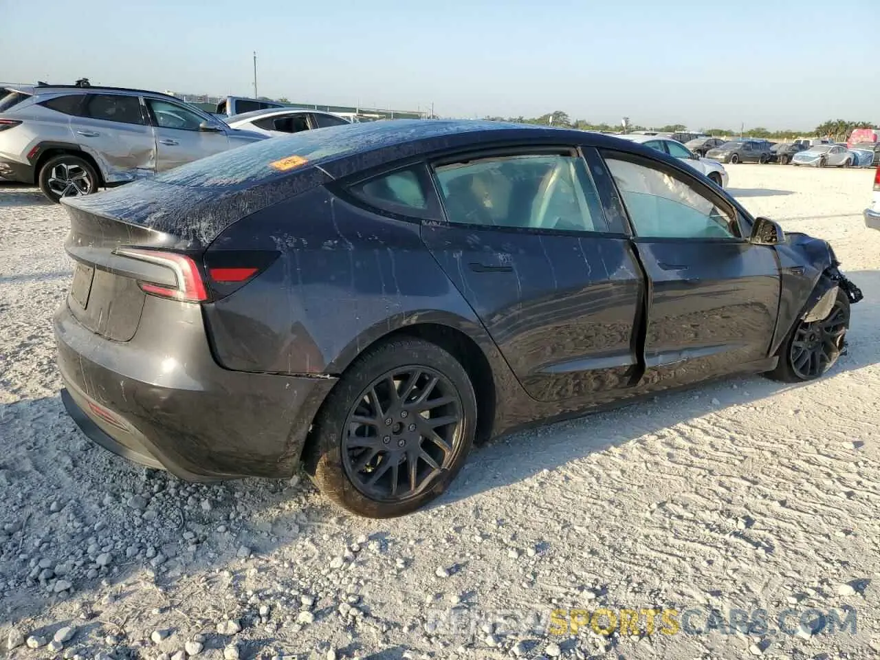 3 Photograph of a damaged car 5YJ3E1EA7RF757613 TESLA MODEL 3 2024