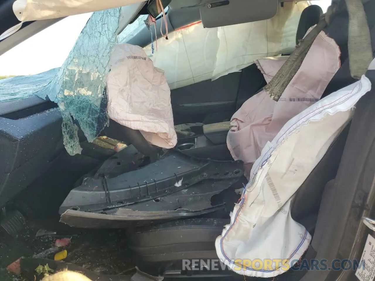 7 Photograph of a damaged car 5YJ3E1EA7RF757613 TESLA MODEL 3 2024