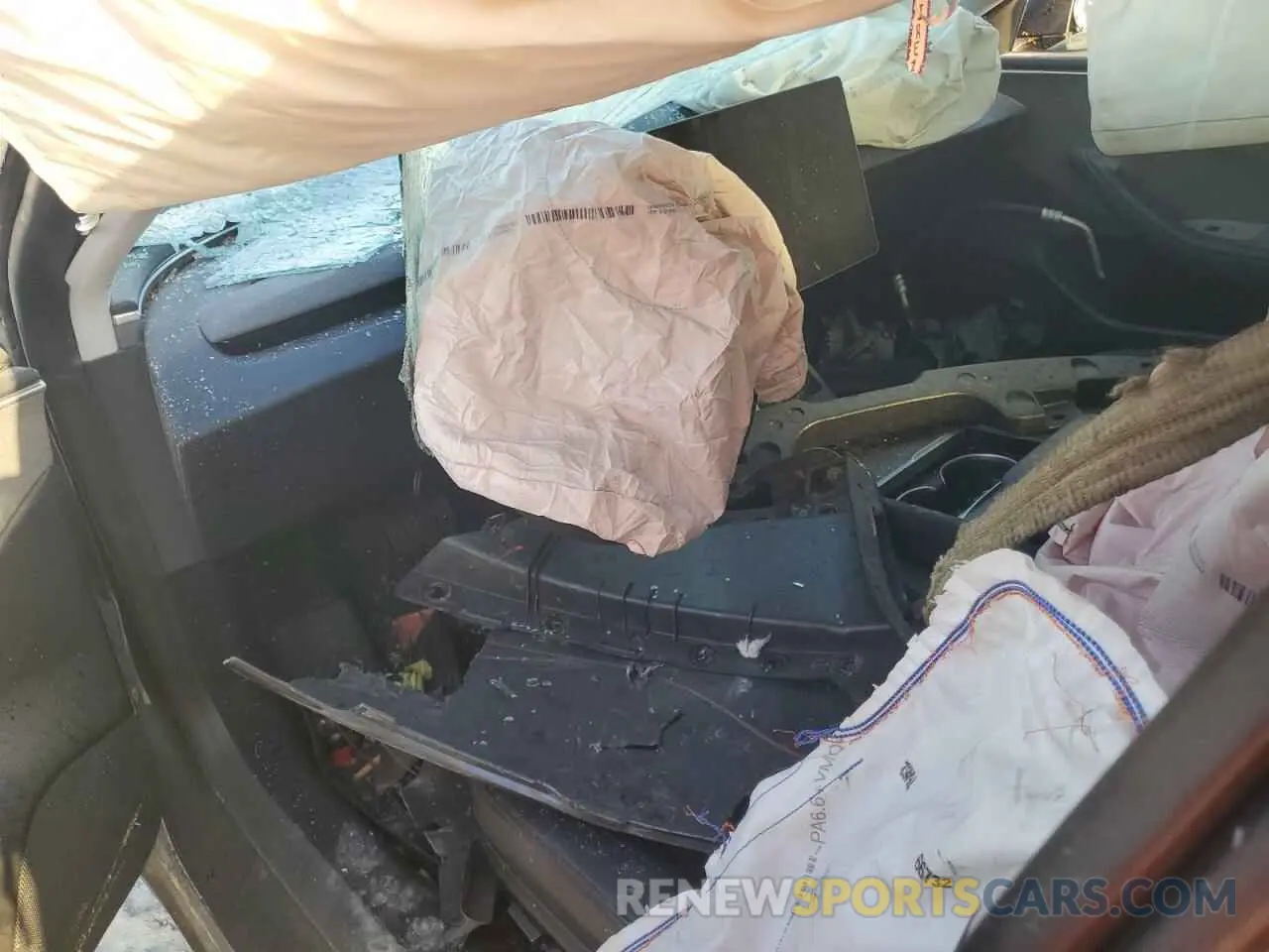 8 Photograph of a damaged car 5YJ3E1EA7RF757613 TESLA MODEL 3 2024