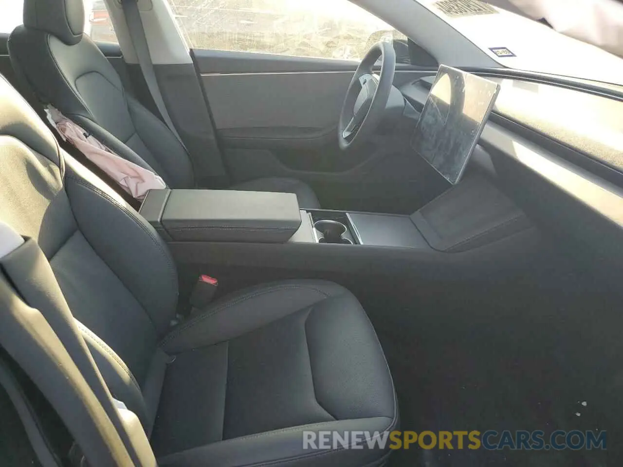 7 Photograph of a damaged car 5YJ3E1EA7RF757837 TESLA MODEL 3 2024