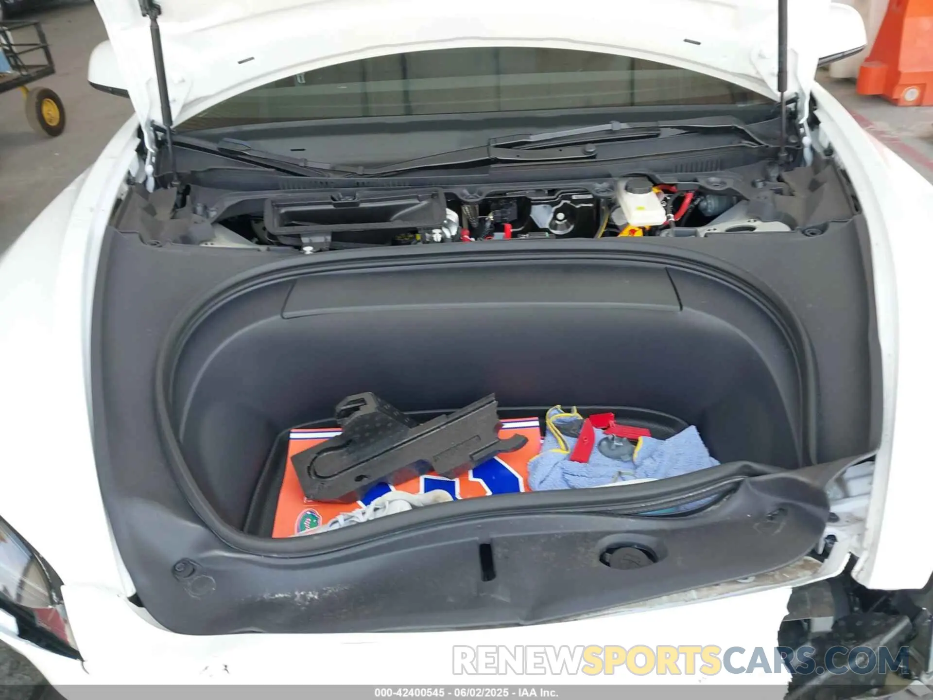 10 Photograph of a damaged car 5YJ3E1EA7RF760804 TESLA MODEL 3 2024