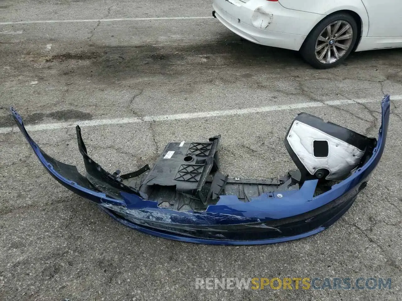 14 Photograph of a damaged car 5YJ3E1EA7RF771270 TESLA MODEL 3 2024