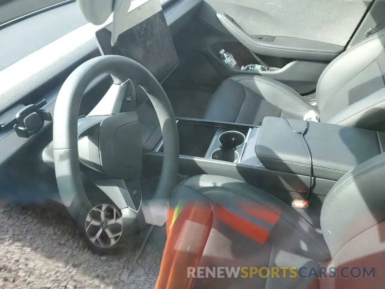 8 Photograph of a damaged car 5YJ3E1EA7RF771592 TESLA MODEL 3 2024