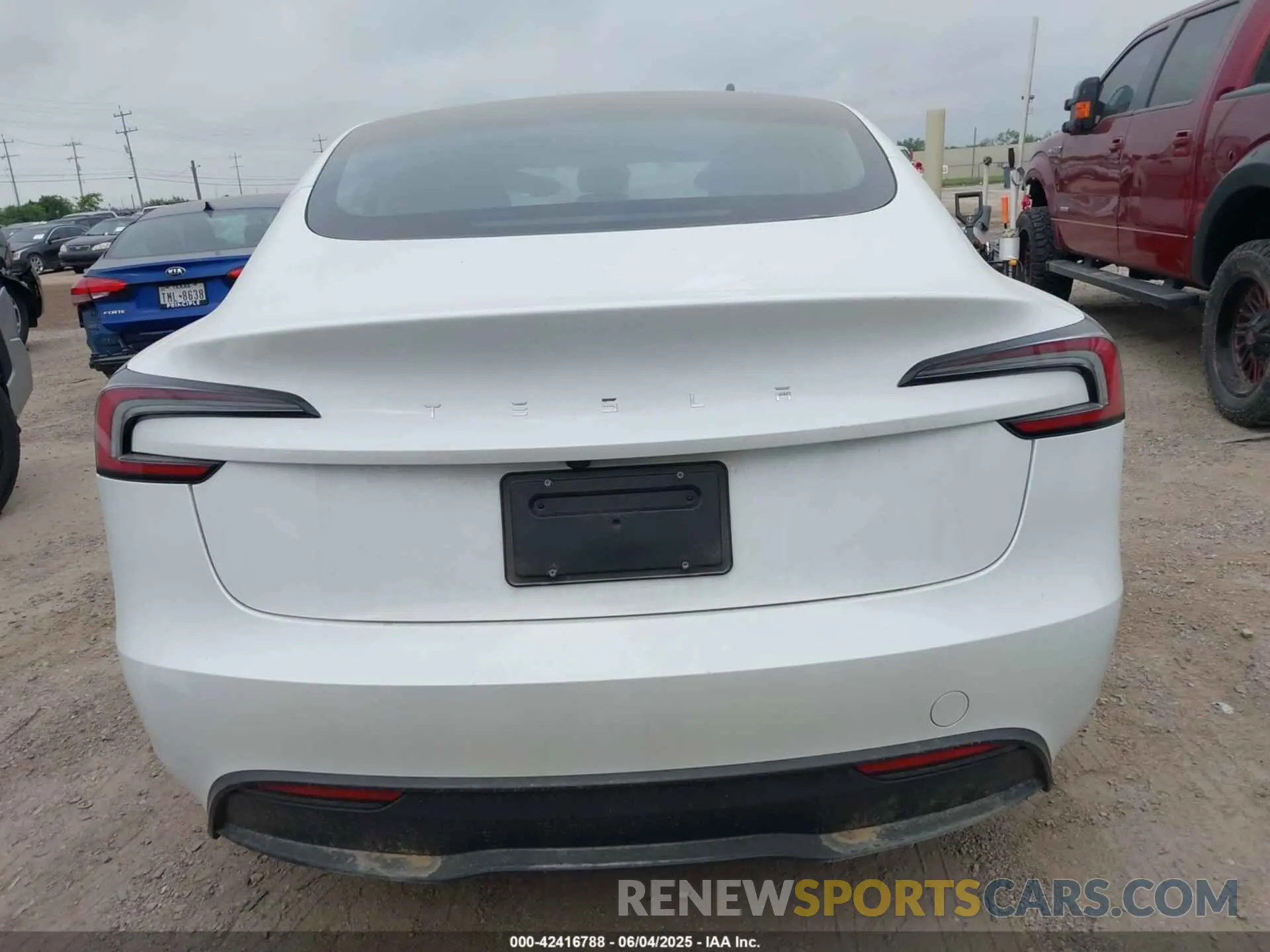 16 Photograph of a damaged car 5YJ3E1EA7RF772127 TESLA MODEL 3 2024