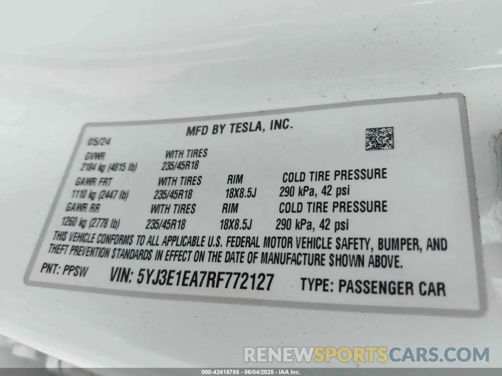 9 Photograph of a damaged car 5YJ3E1EA7RF772127 TESLA MODEL 3 2024