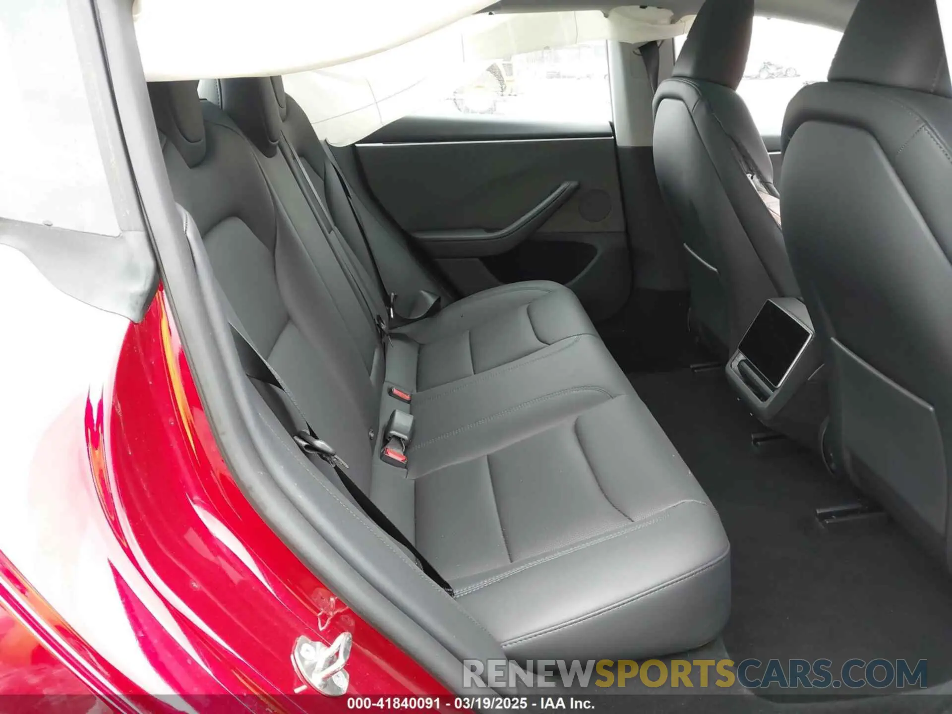 8 Photograph of a damaged car 5YJ3E1EA7RF785461 TESLA MODEL 3 2024