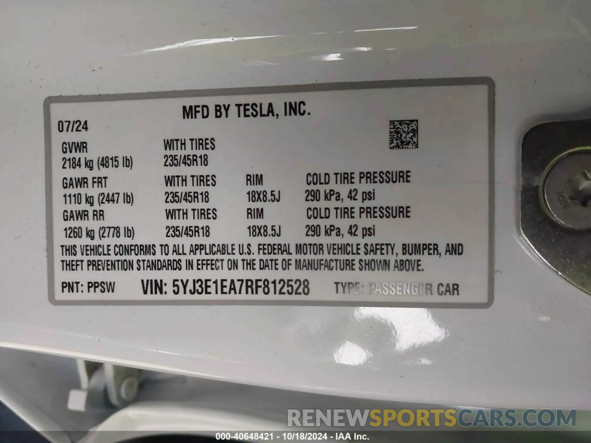 9 Photograph of a damaged car 5YJ3E1EA7RF812528 TESLA MODEL 3 2024