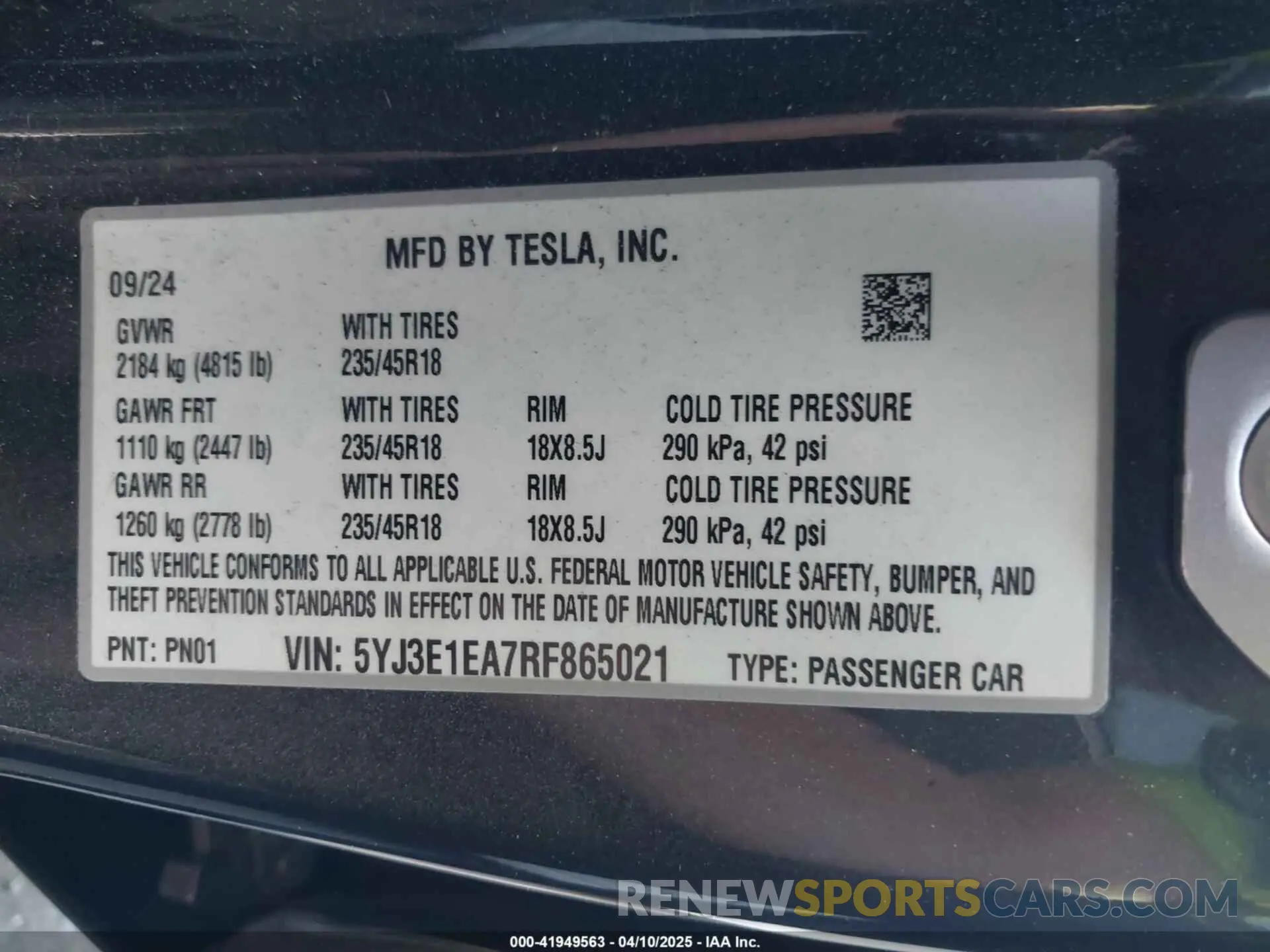 9 Photograph of a damaged car 5YJ3E1EA7RF865021 TESLA MODEL 3 2024