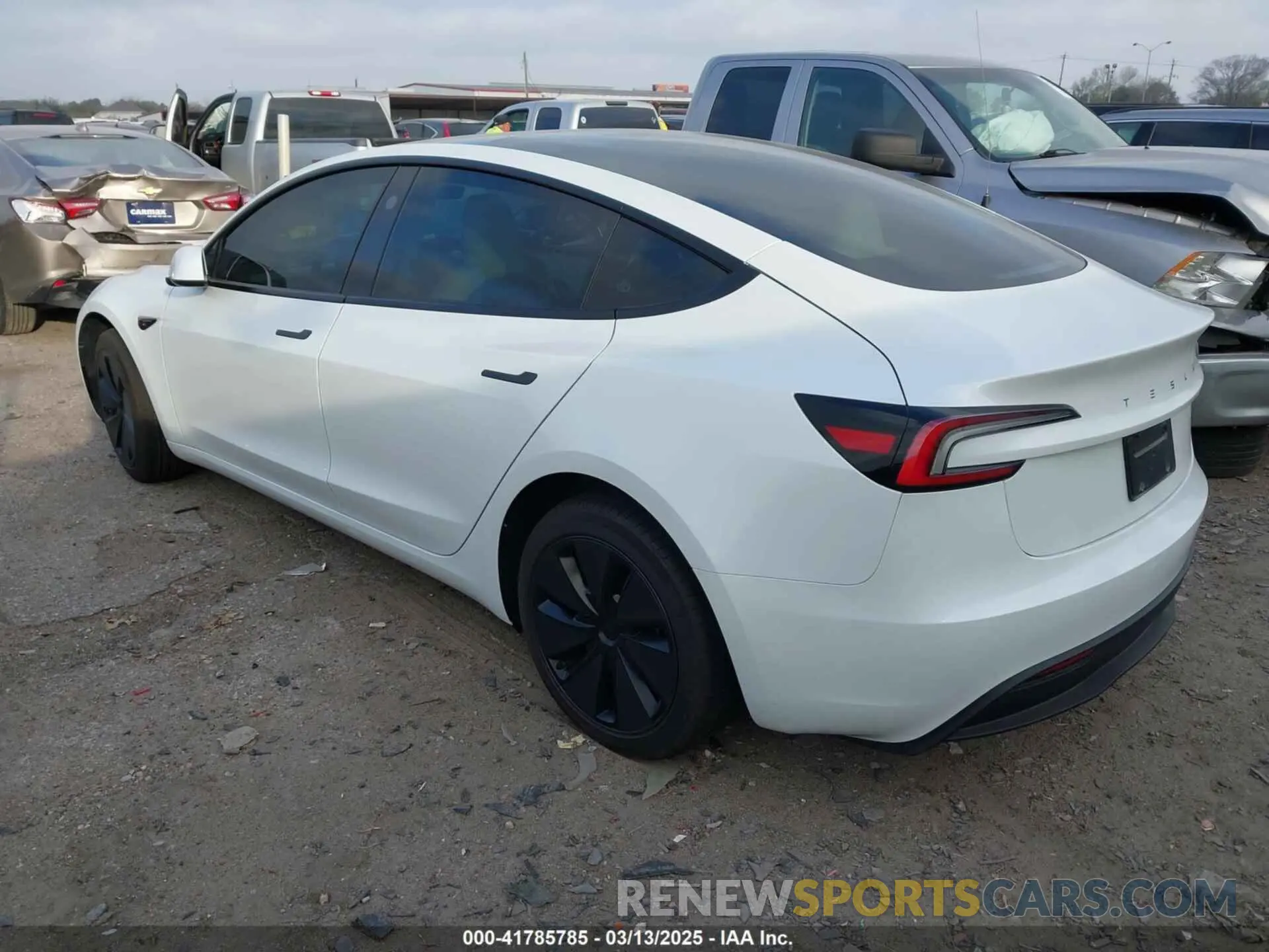 3 Photograph of a damaged car 5YJ3E1EA7RF866167 TESLA MODEL 3 2024