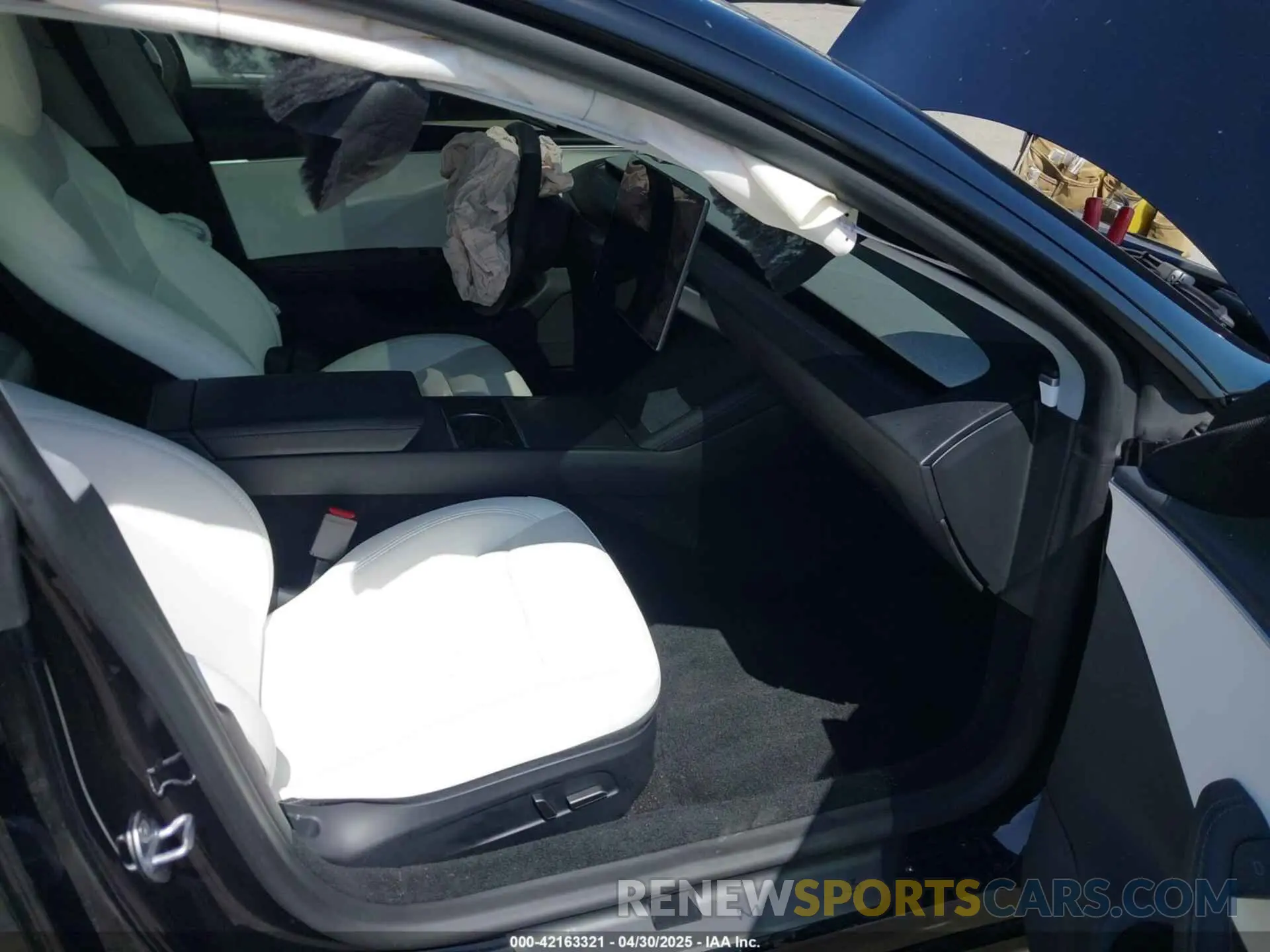 5 Photograph of a damaged car 5YJ3E1EA7RF868520 TESLA MODEL 3 2024