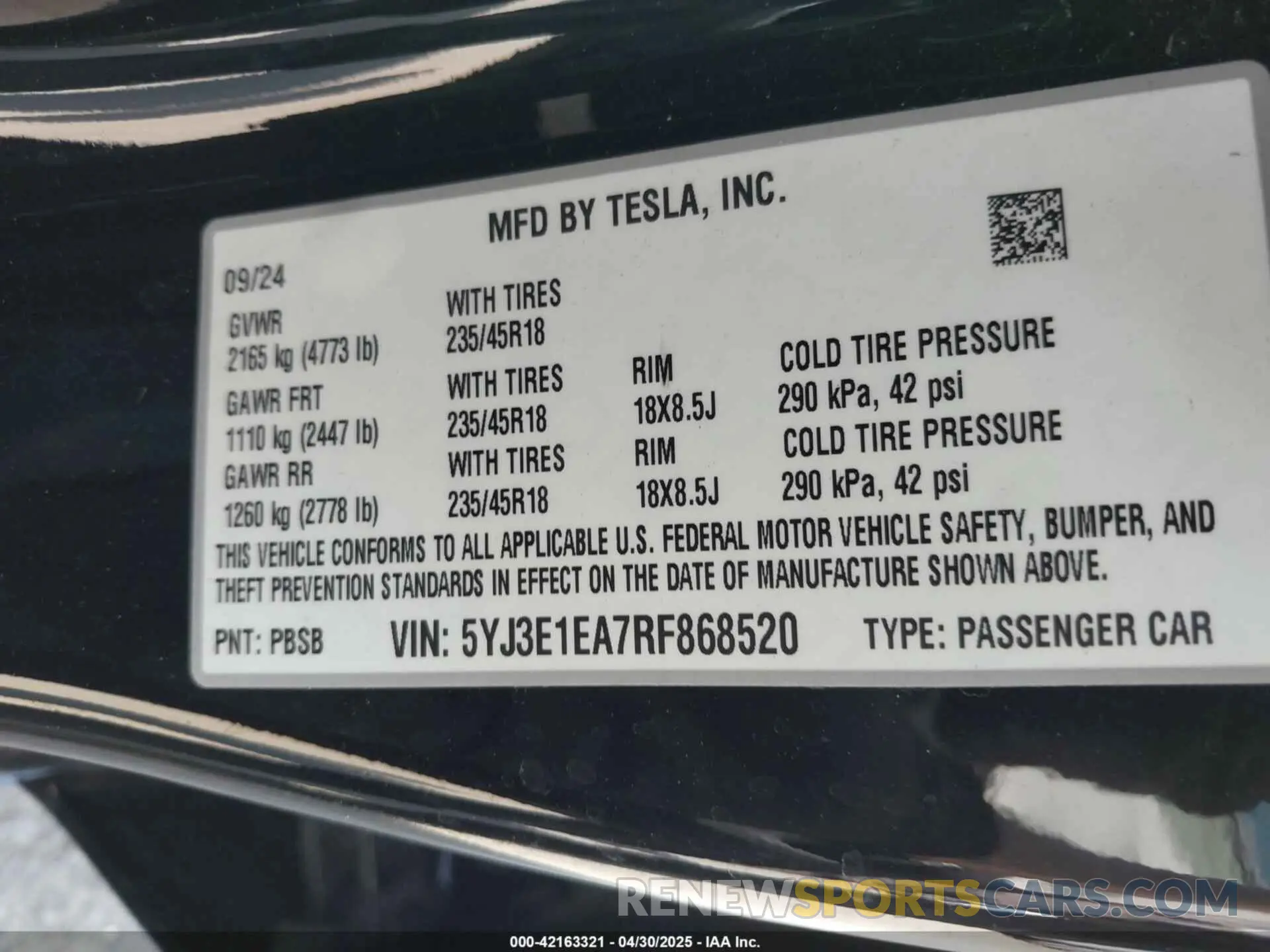 9 Photograph of a damaged car 5YJ3E1EA7RF868520 TESLA MODEL 3 2024