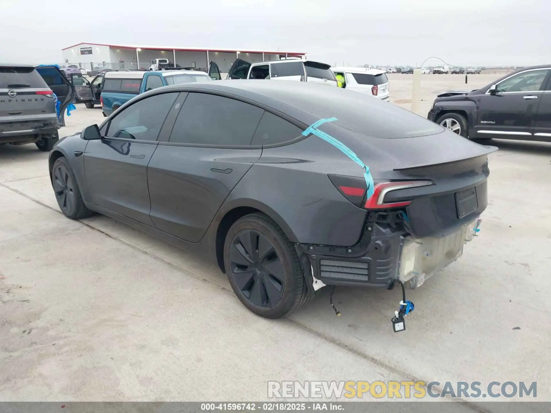 3 Photograph of a damaged car 5YJ3E1EA8RF722613 TESLA MODEL 3 2024