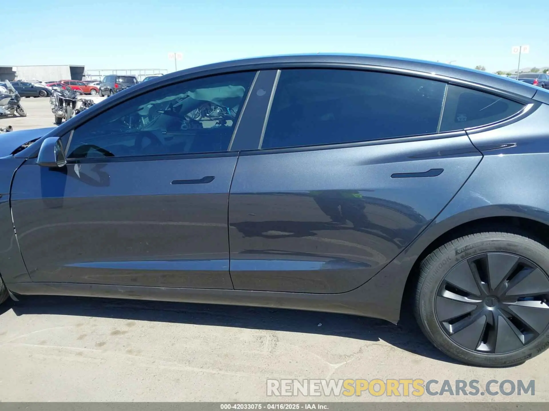 14 Photograph of a damaged car 5YJ3E1EA8RF726287 TESLA MODEL 3 2024
