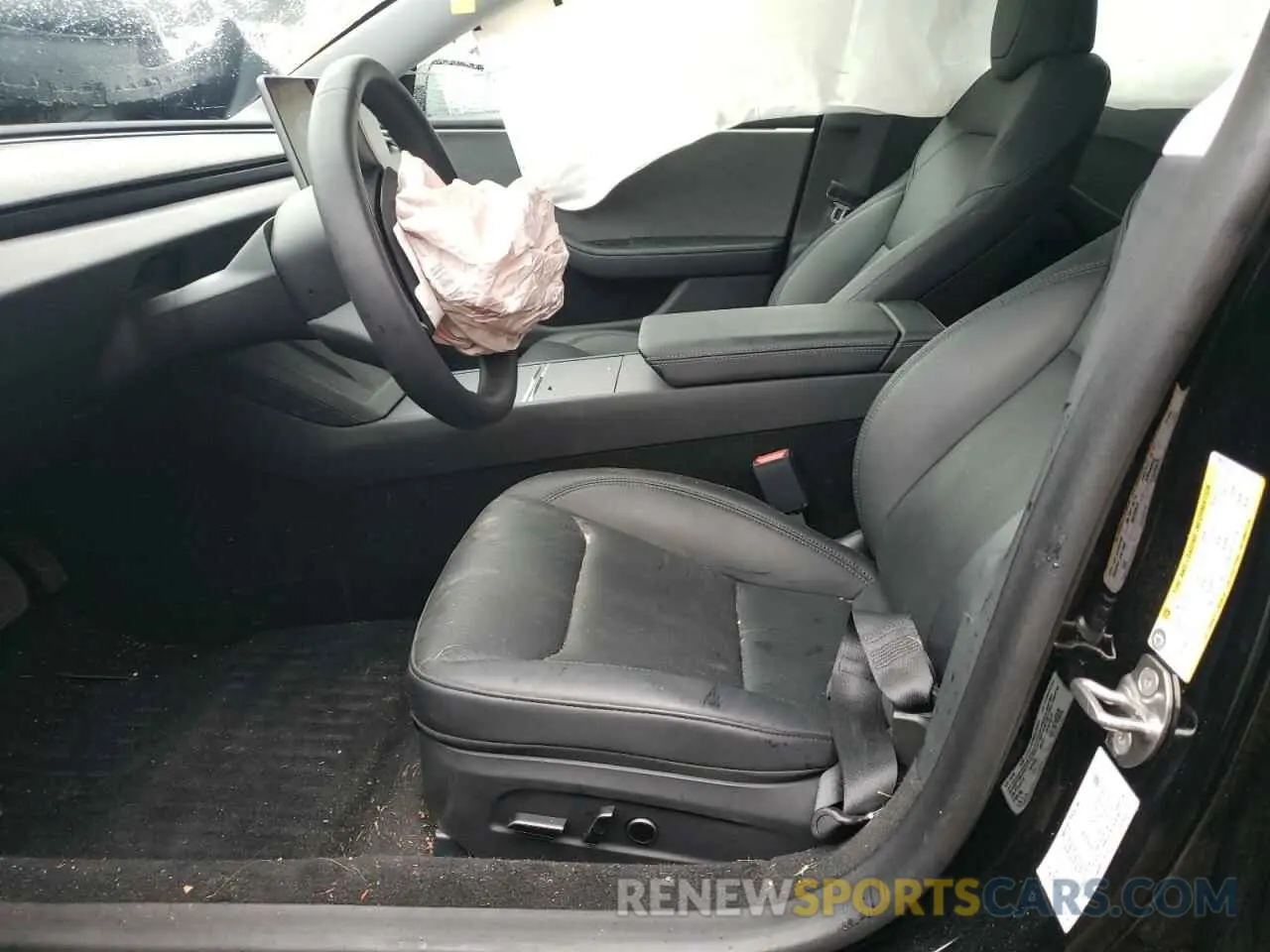 7 Photograph of a damaged car 5YJ3E1EA8RF726757 TESLA MODEL 3 2024