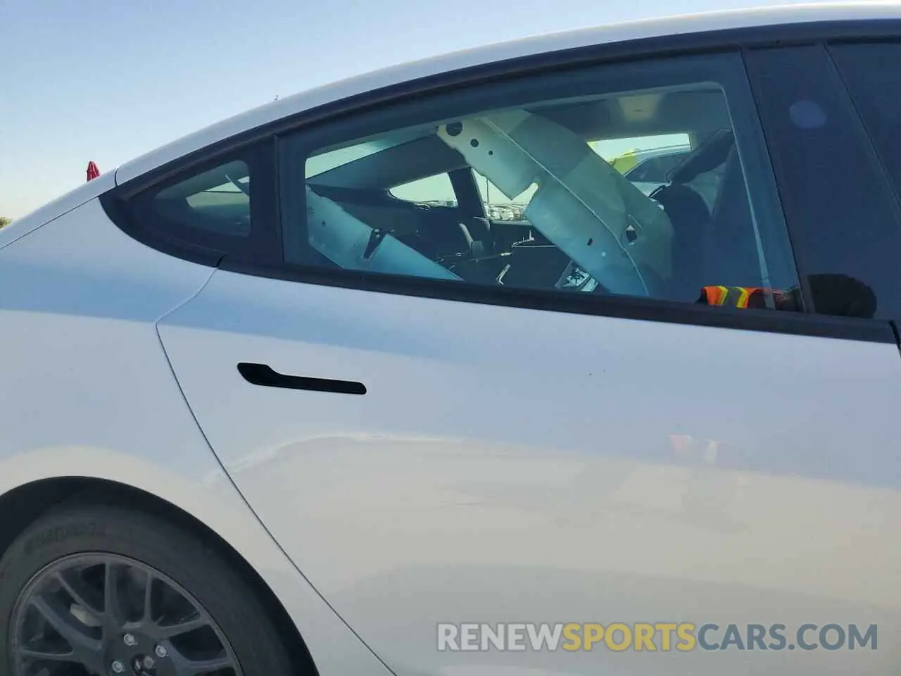 10 Photograph of a damaged car 5YJ3E1EA8RF732803 TESLA MODEL 3 2024