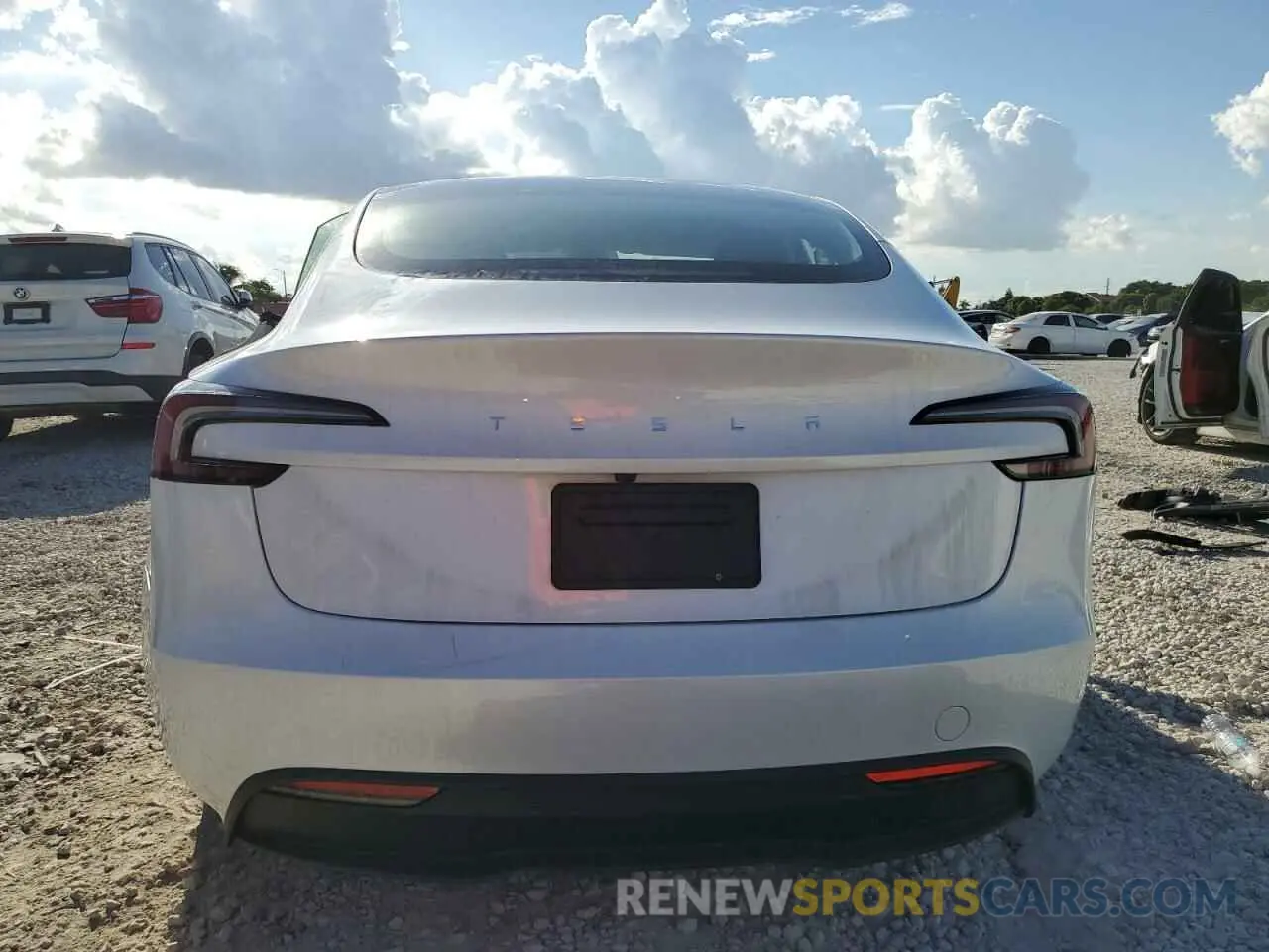 6 Photograph of a damaged car 5YJ3E1EA8RF732820 TESLA MODEL 3 2024