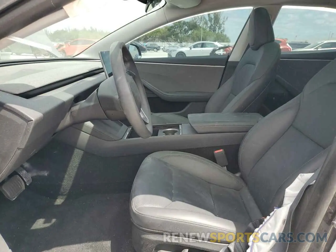 7 Photograph of a damaged car 5YJ3E1EA8RF749228 TESLA MODEL 3 2024