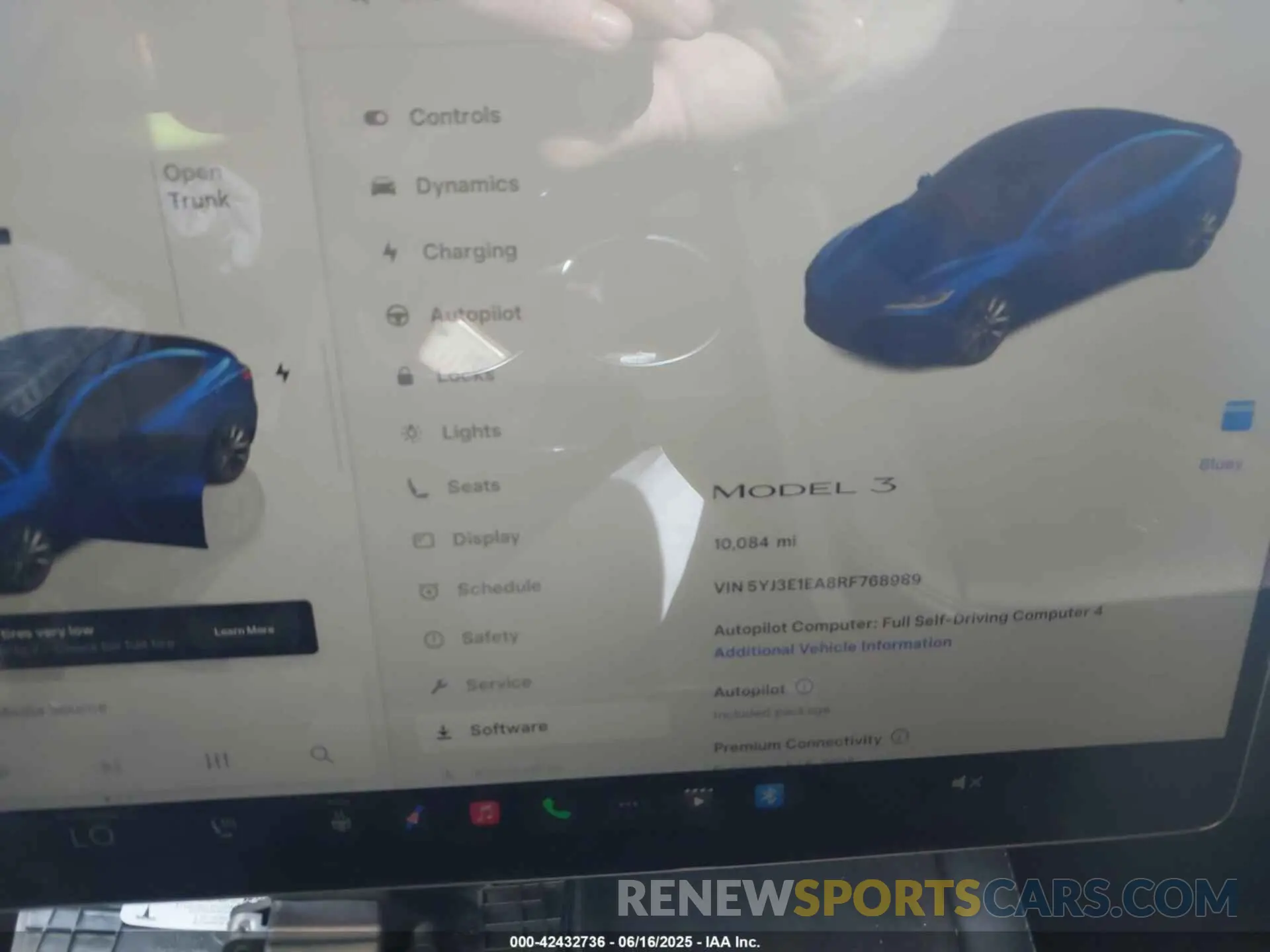 16 Photograph of a damaged car 5YJ3E1EA8RF768989 TESLA MODEL 3 2024