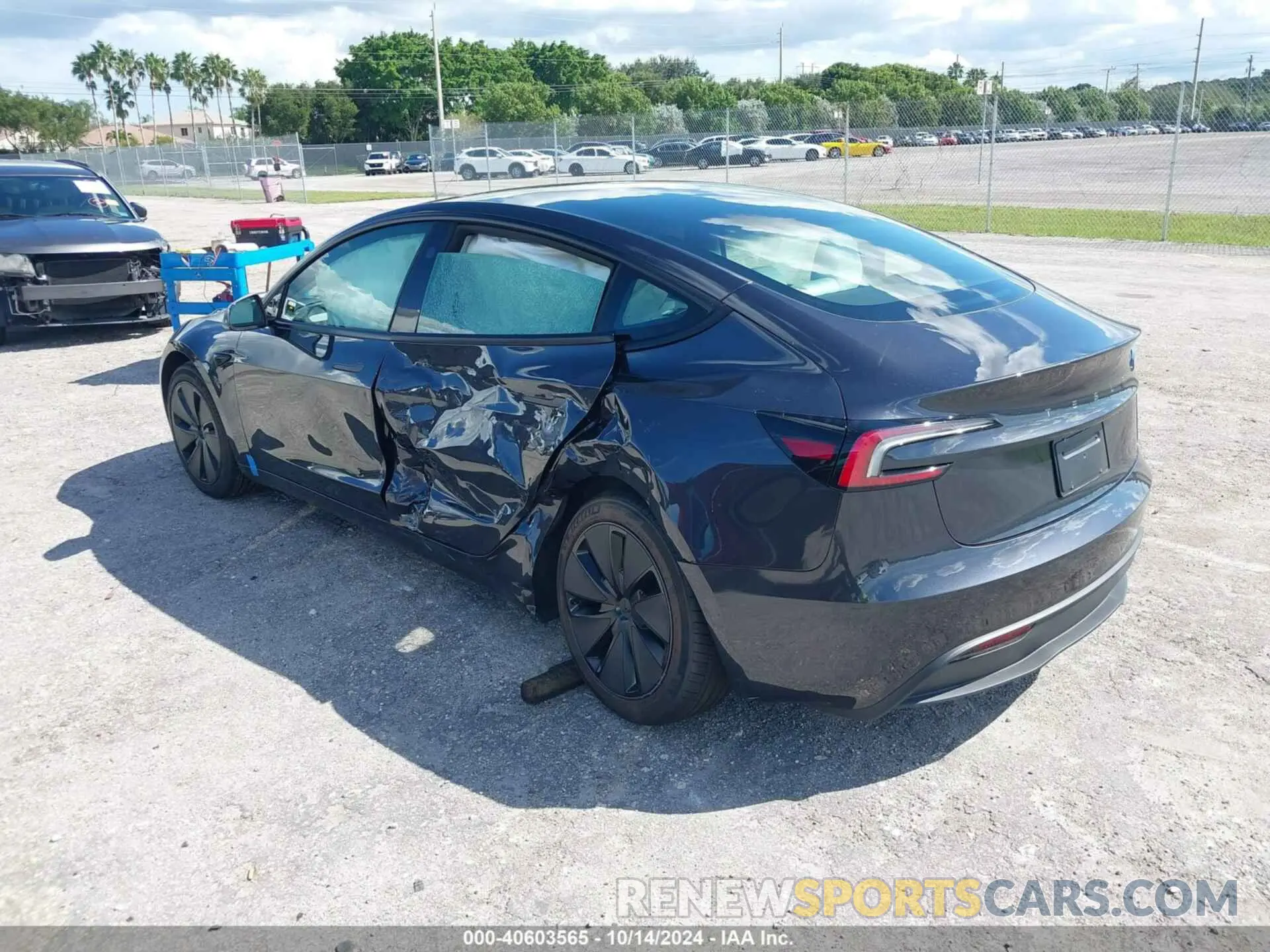 3 Photograph of a damaged car 5YJ3E1EA8RF833176 TESLA MODEL 3 2024