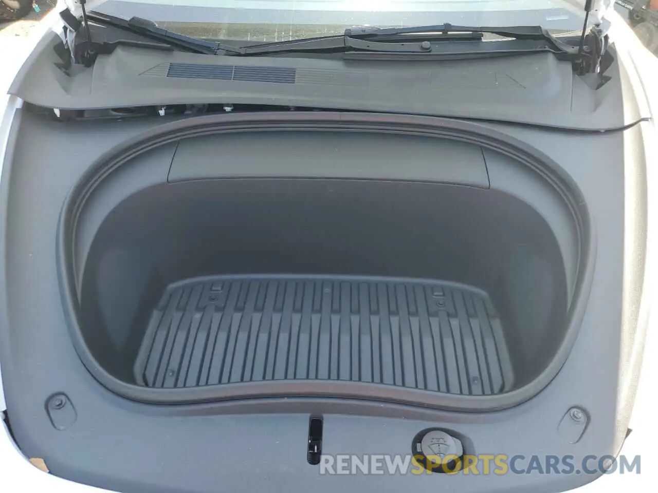 11 Photograph of a damaged car 5YJ3E1EA8RF862502 TESLA MODEL 3 2024