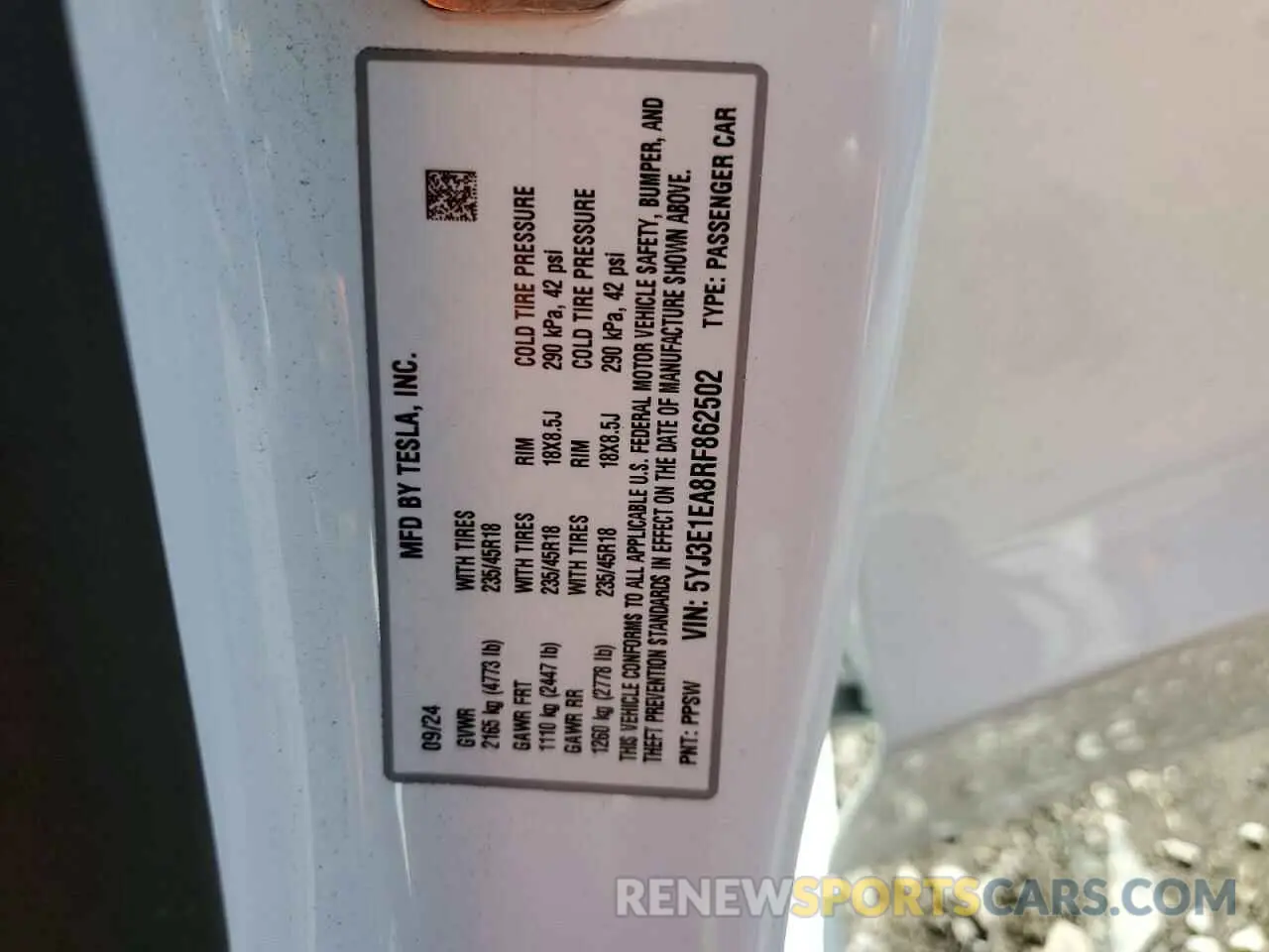 12 Photograph of a damaged car 5YJ3E1EA8RF862502 TESLA MODEL 3 2024