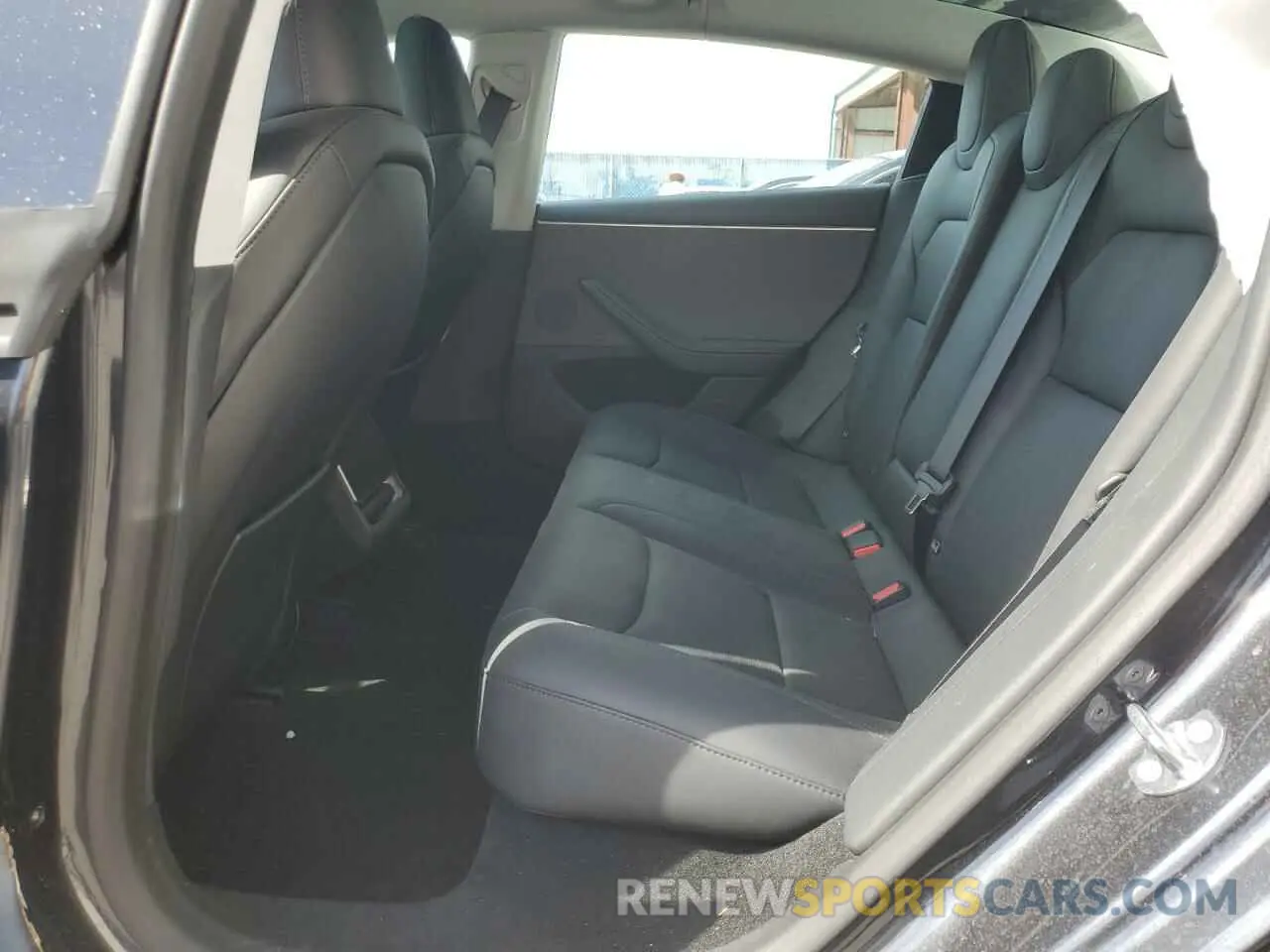 10 Photograph of a damaged car 5YJ3E1EA8RF868400 TESLA MODEL 3 2024