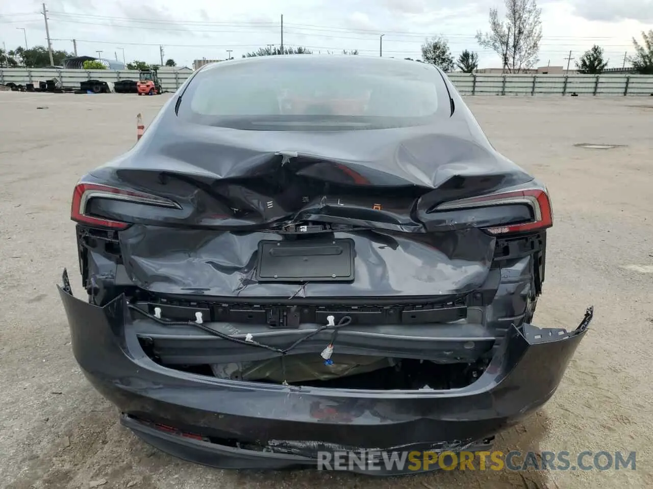 6 Photograph of a damaged car 5YJ3E1EA9RF748993 TESLA MODEL 3 2024