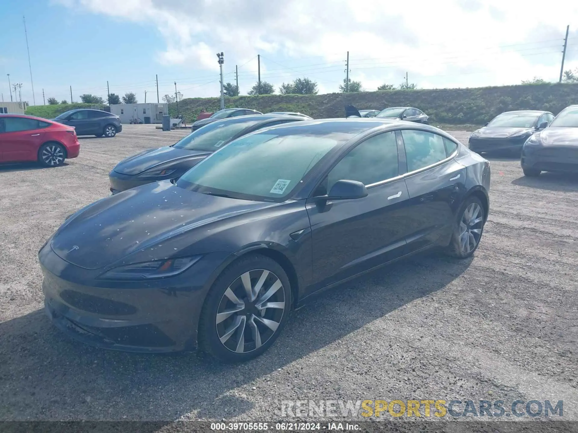 2 Photograph of a damaged car 5YJ3E1EA9RF752140 TESLA MODEL 3 2024