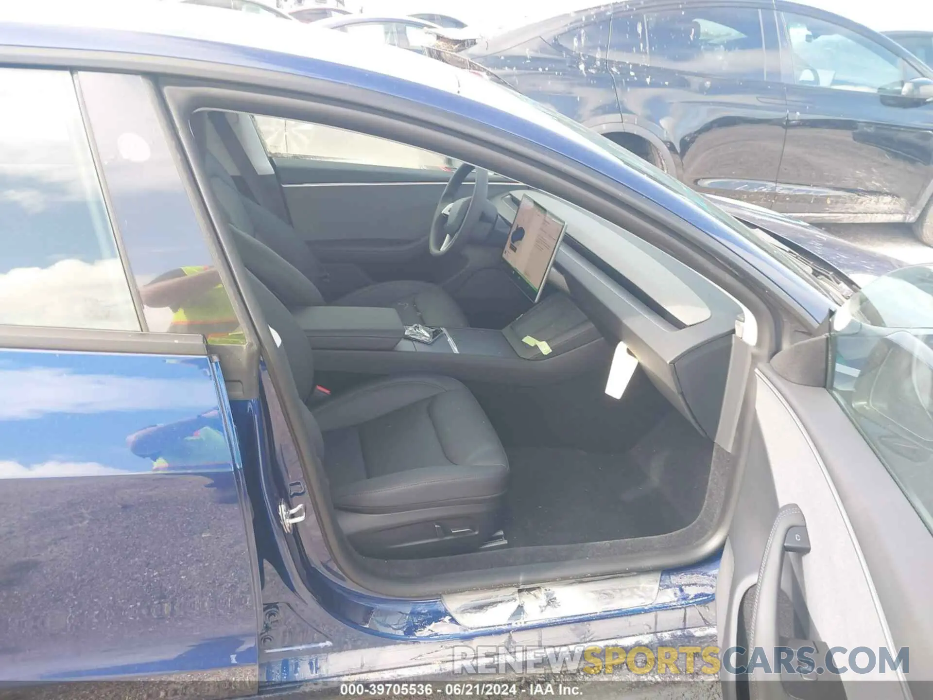 5 Photograph of a damaged car 5YJ3E1EA9RF768015 TESLA MODEL 3 2024