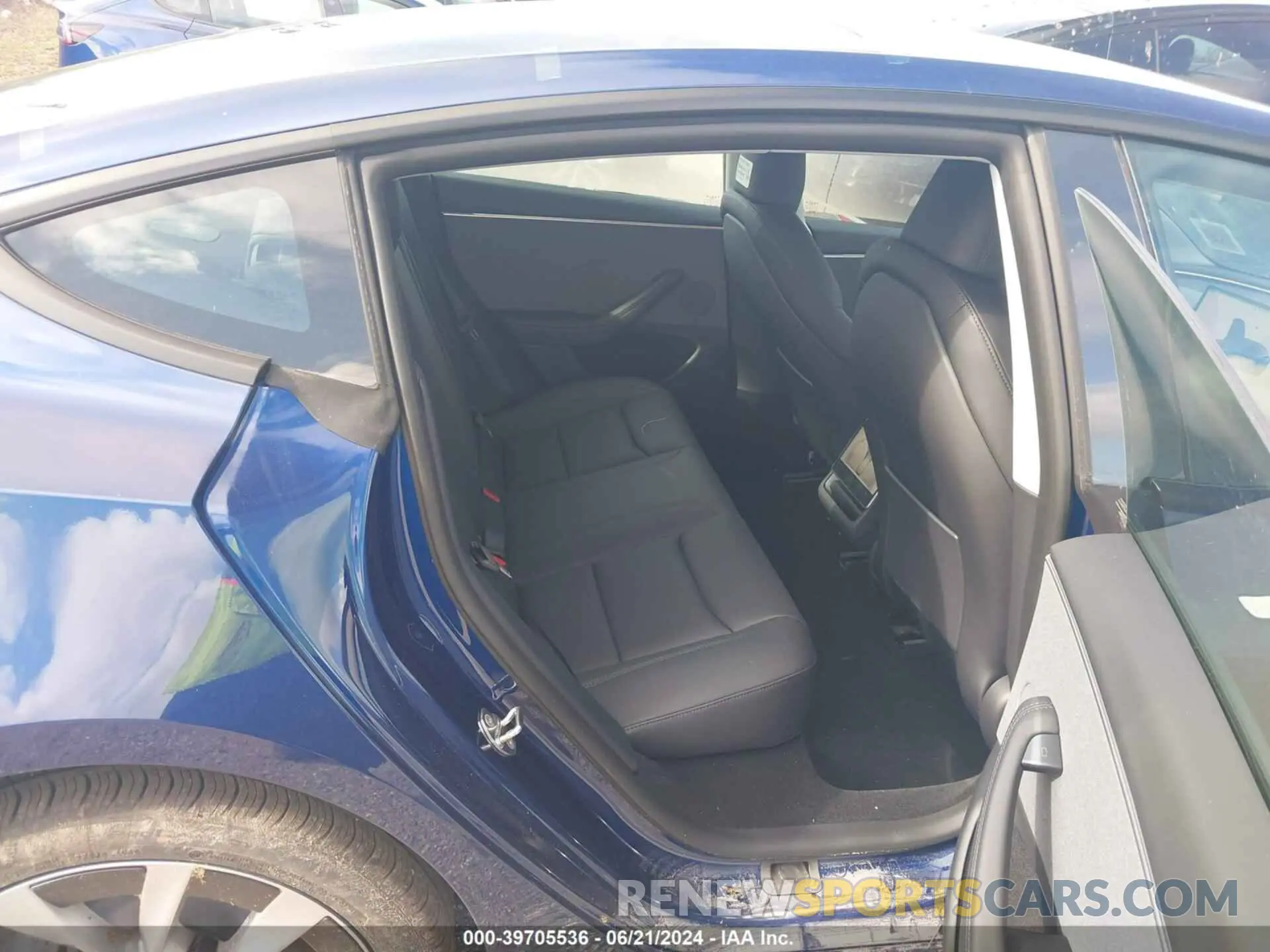 8 Photograph of a damaged car 5YJ3E1EA9RF768015 TESLA MODEL 3 2024