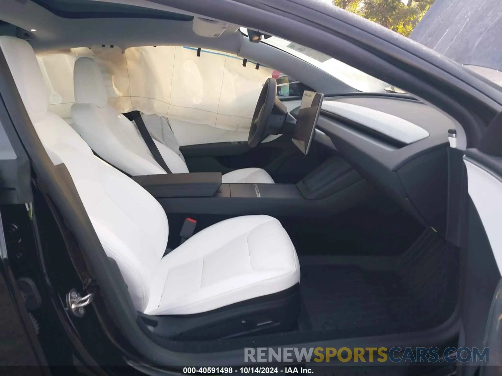 5 Photograph of a damaged car 5YJ3E1EA9RF821831 TESLA MODEL 3 2024