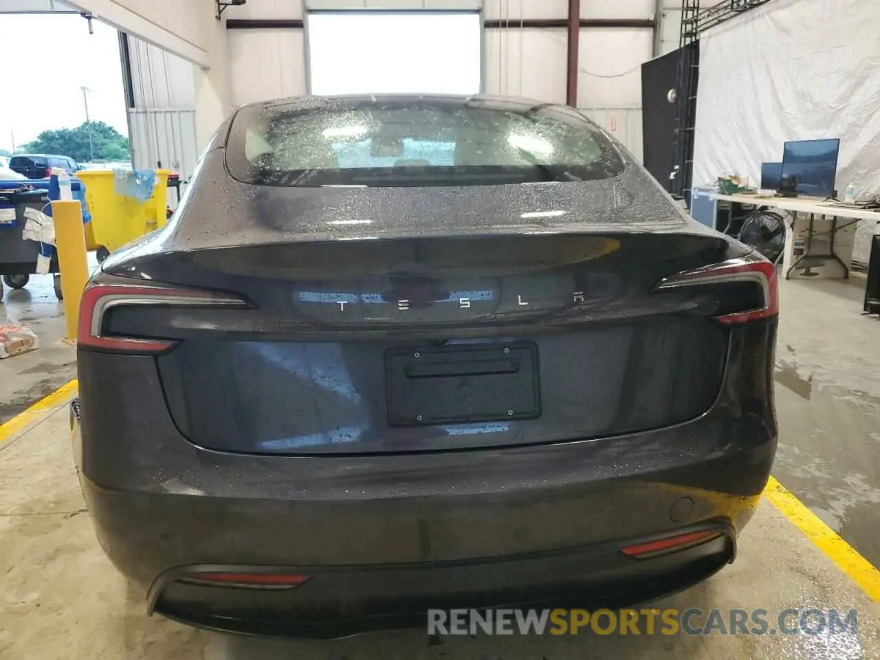 6 Photograph of a damaged car 5YJ3E1EA9RF826639 TESLA MODEL 3 2024