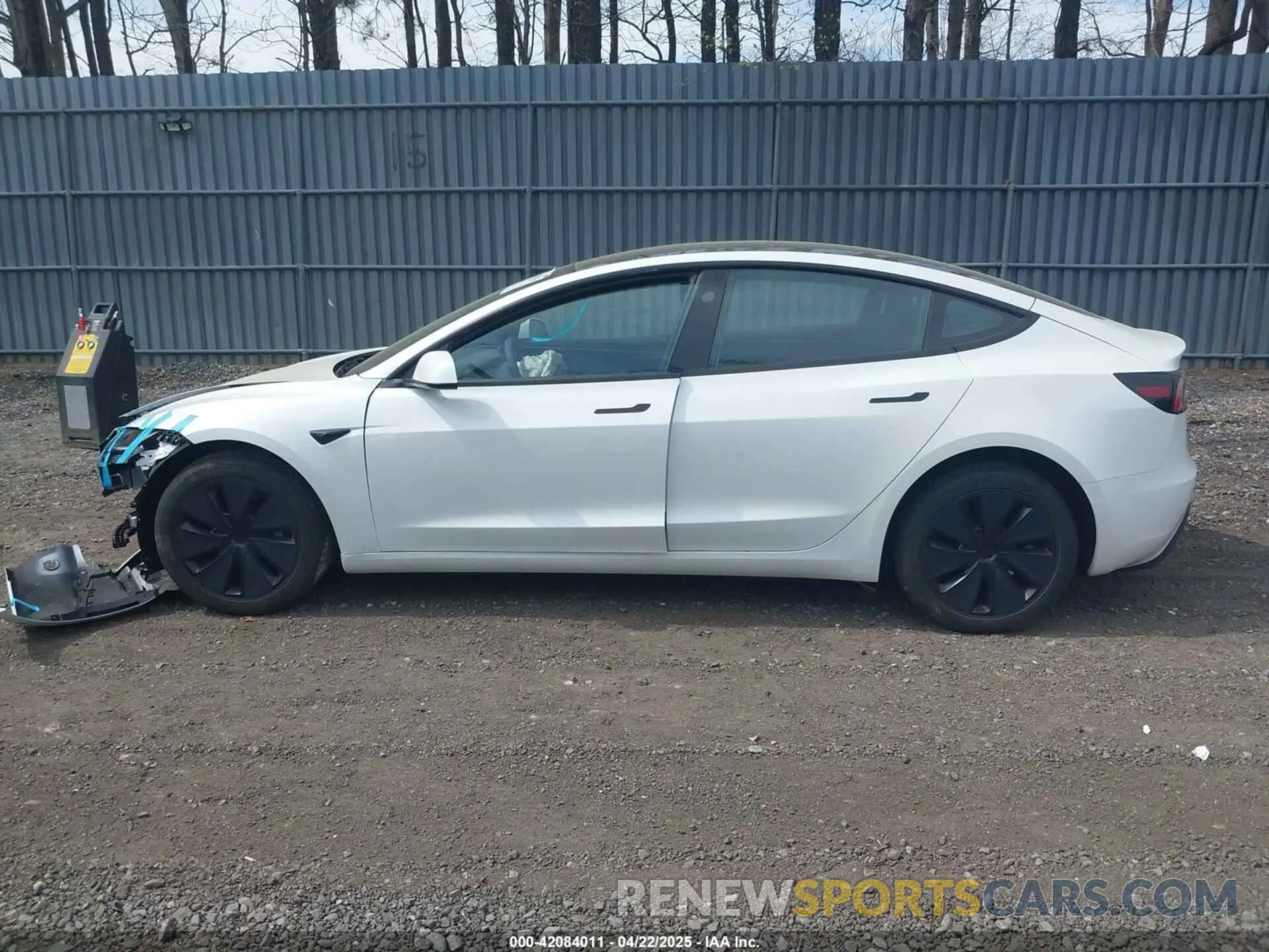 14 Photograph of a damaged car 5YJ3E1EA9RF828598 TESLA MODEL 3 2024