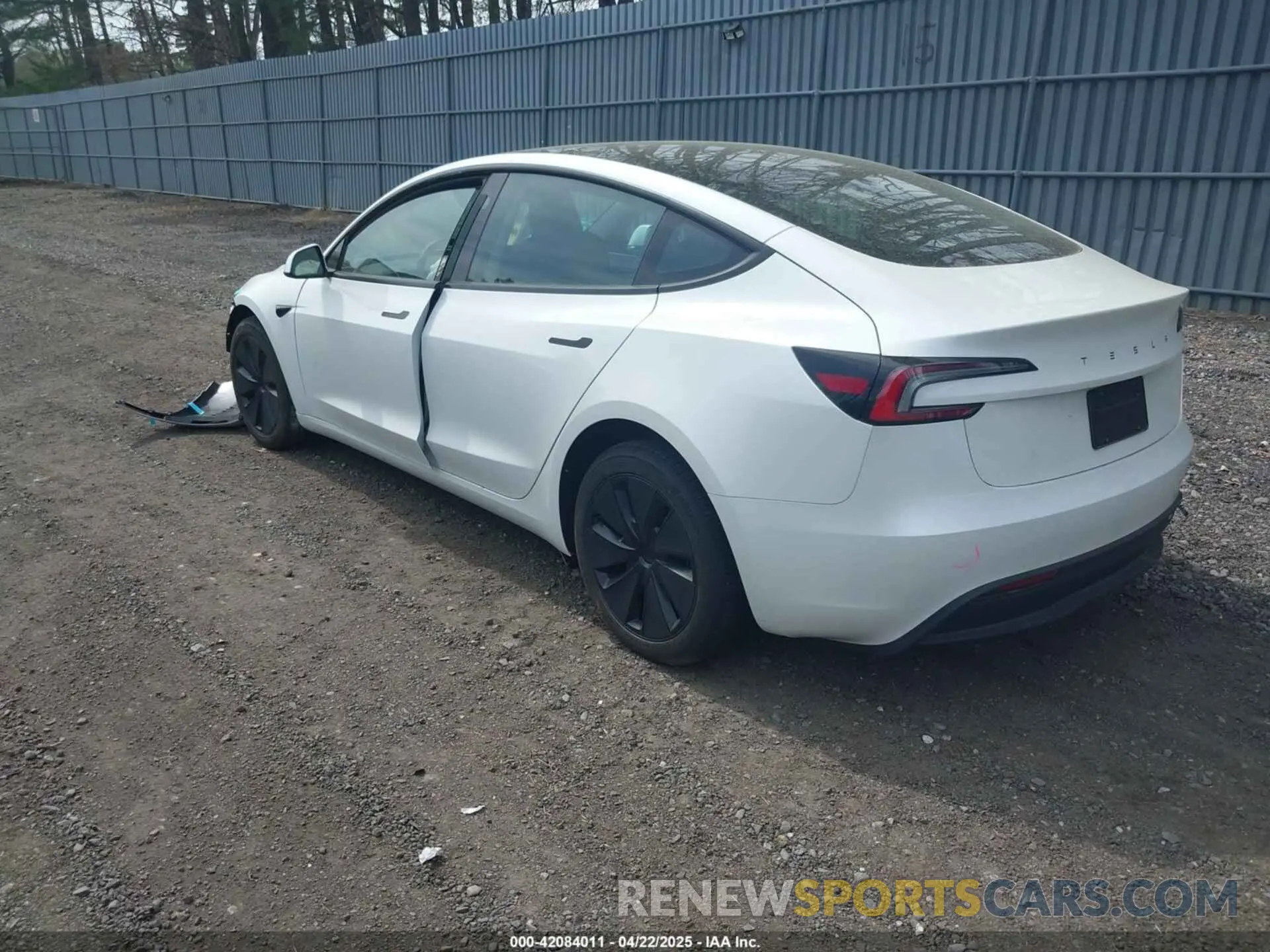 3 Photograph of a damaged car 5YJ3E1EA9RF828598 TESLA MODEL 3 2024