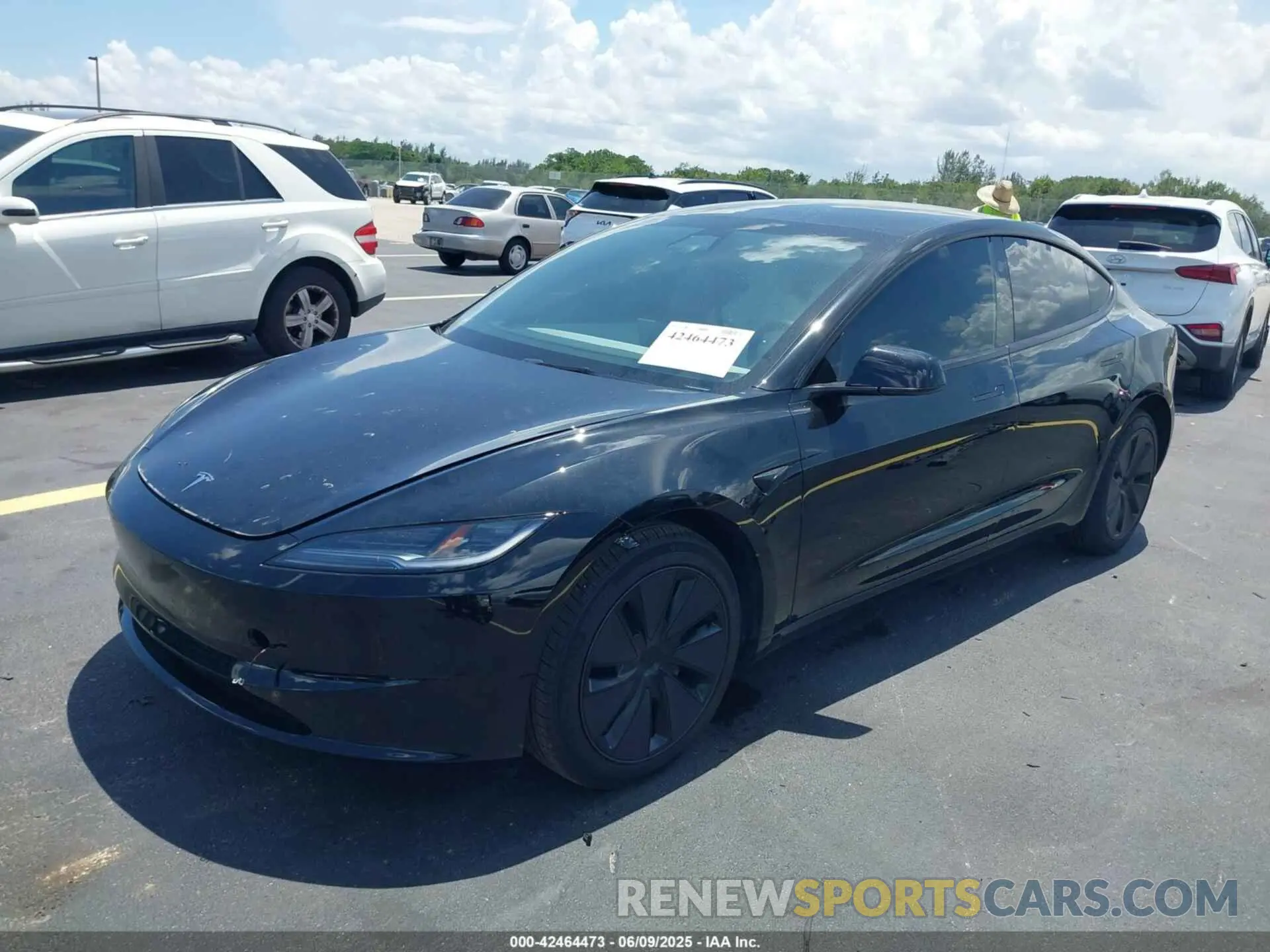 2 Photograph of a damaged car 5YJ3E1EA9RF861066 TESLA MODEL 3 2024