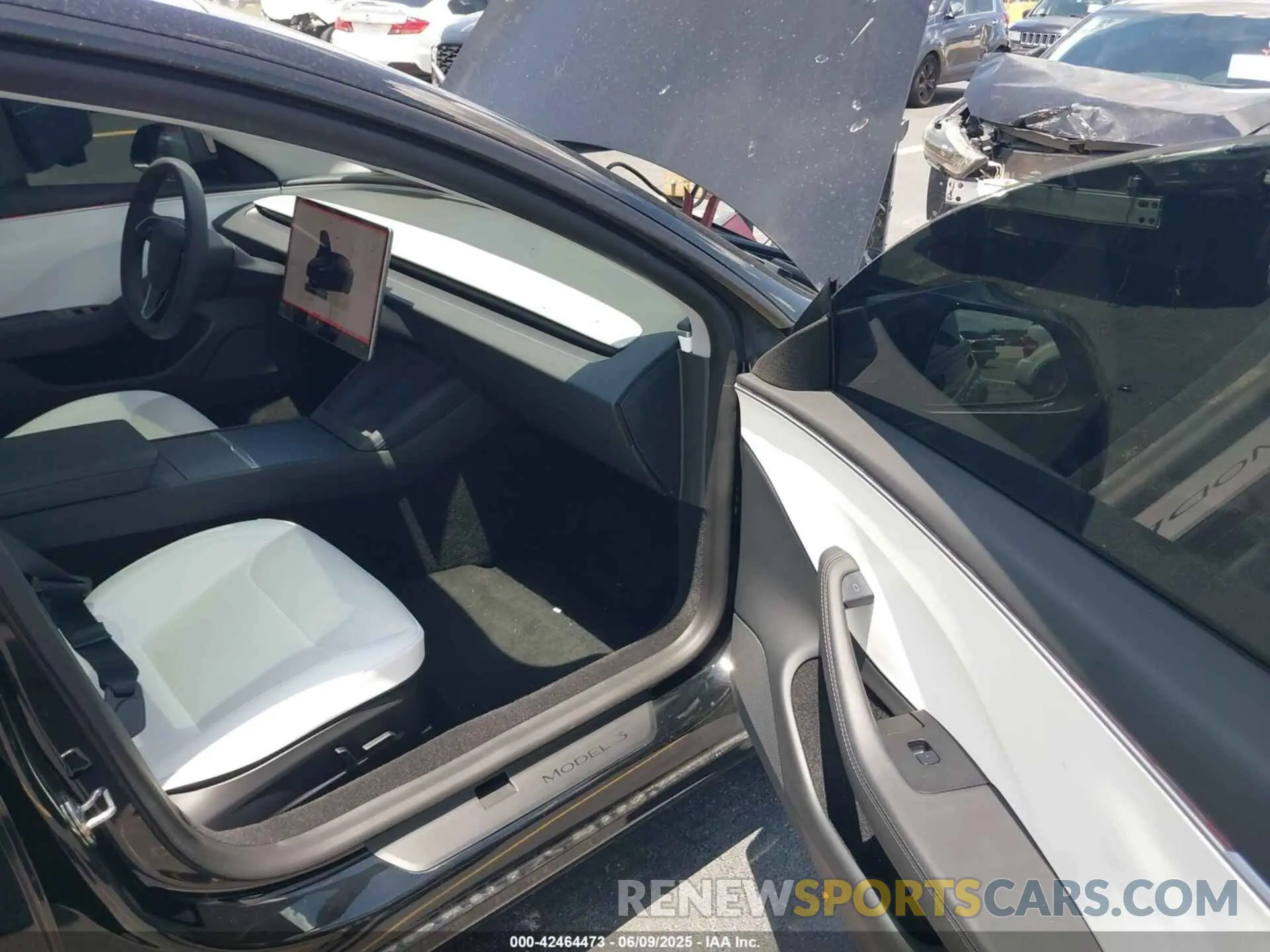 5 Photograph of a damaged car 5YJ3E1EA9RF861066 TESLA MODEL 3 2024