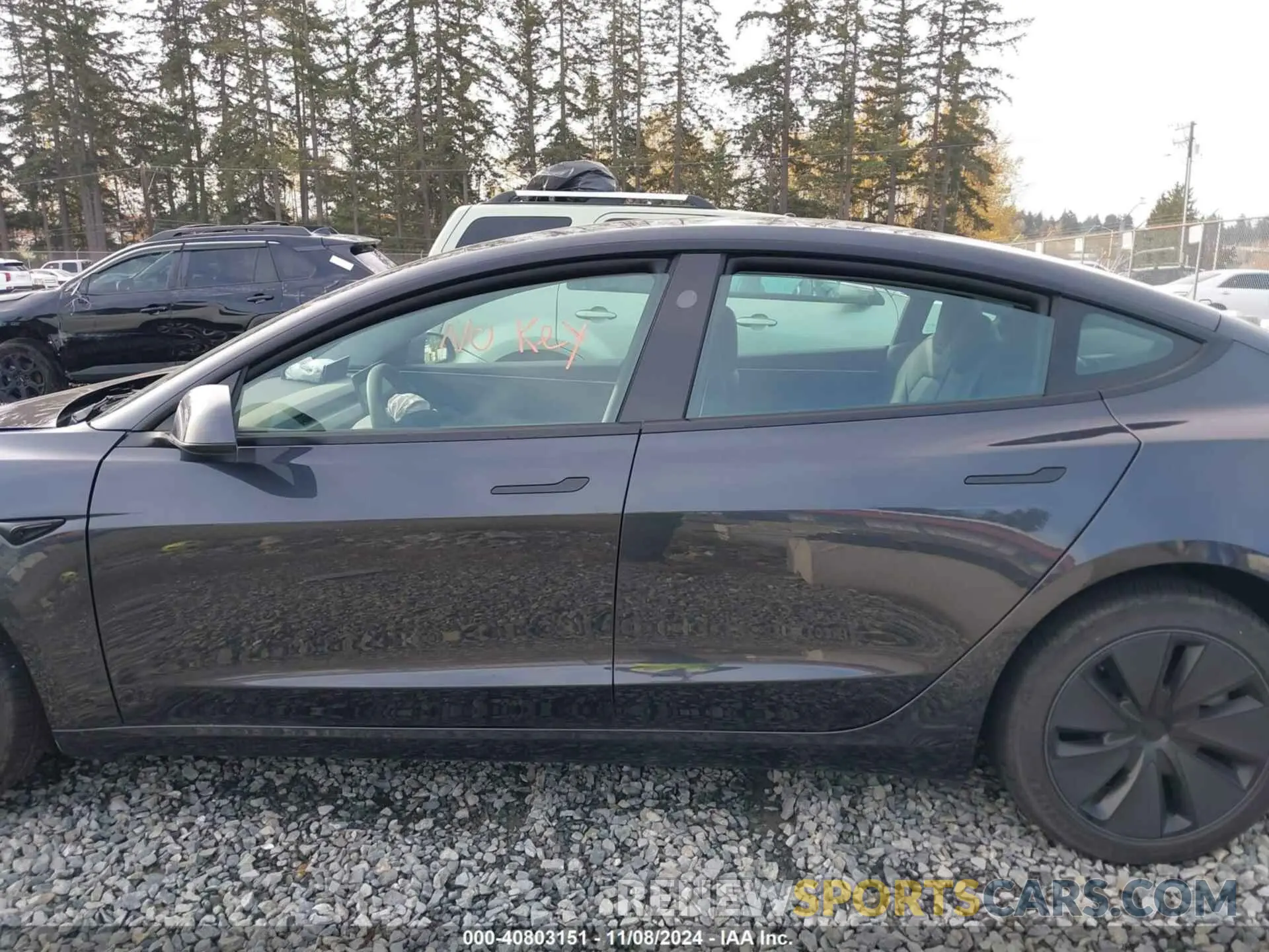 14 Photograph of a damaged car 5YJ3E1EA9RF864548 TESLA MODEL 3 2024